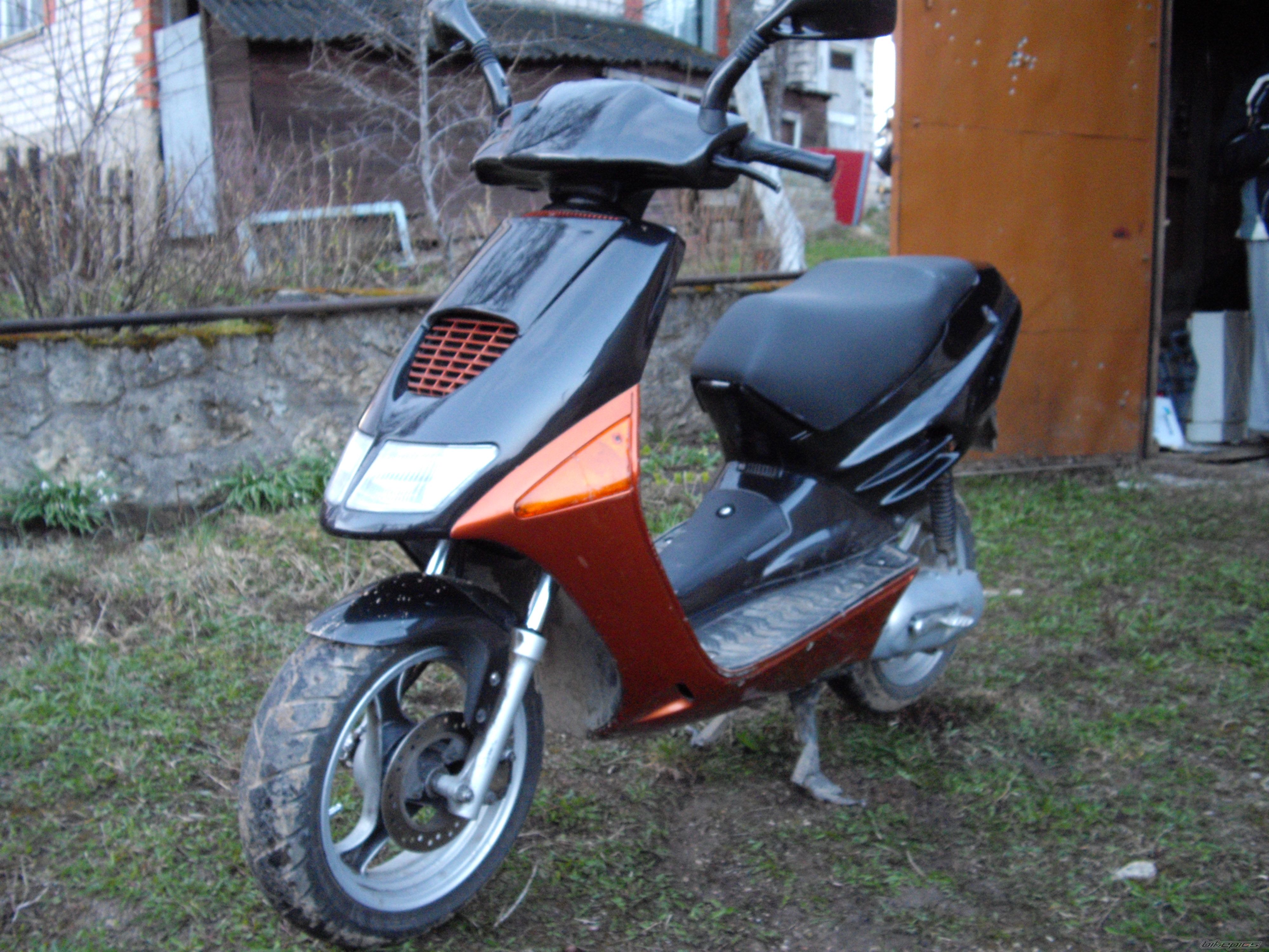 1994 APRILIA SR 50 | Picture 2050670 motorcycle photo
