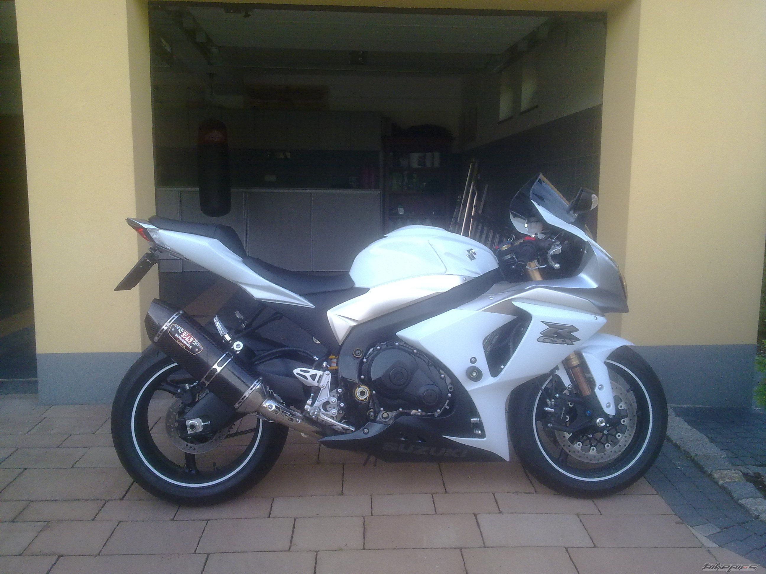 2009 SUZUKI GSX R 1000 | Picture 2050879 motorcycle photo