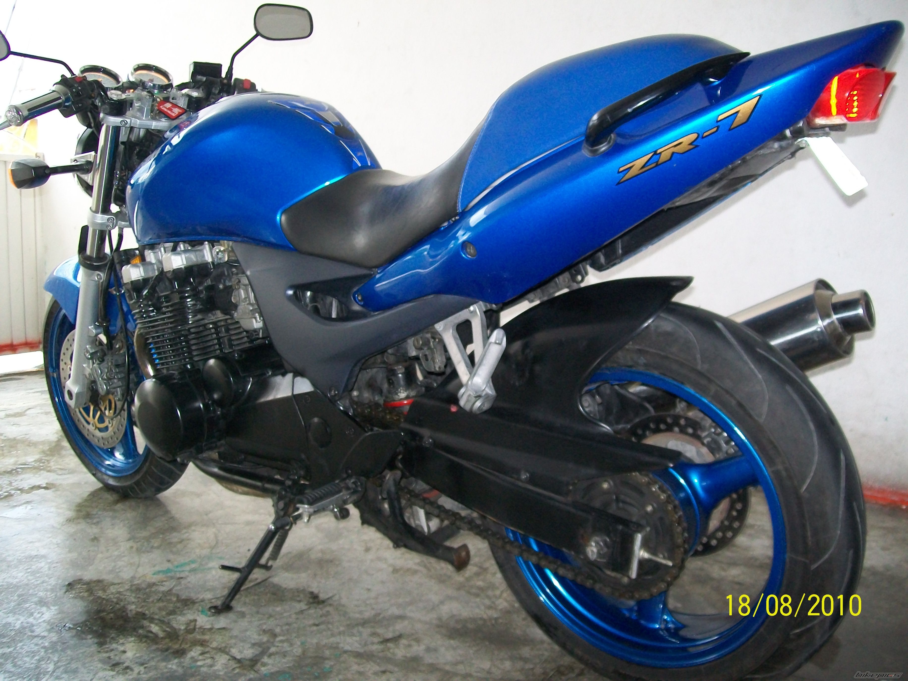 2000 KAWASAKI ZR 7 | Picture 2050898 motorcycle photo