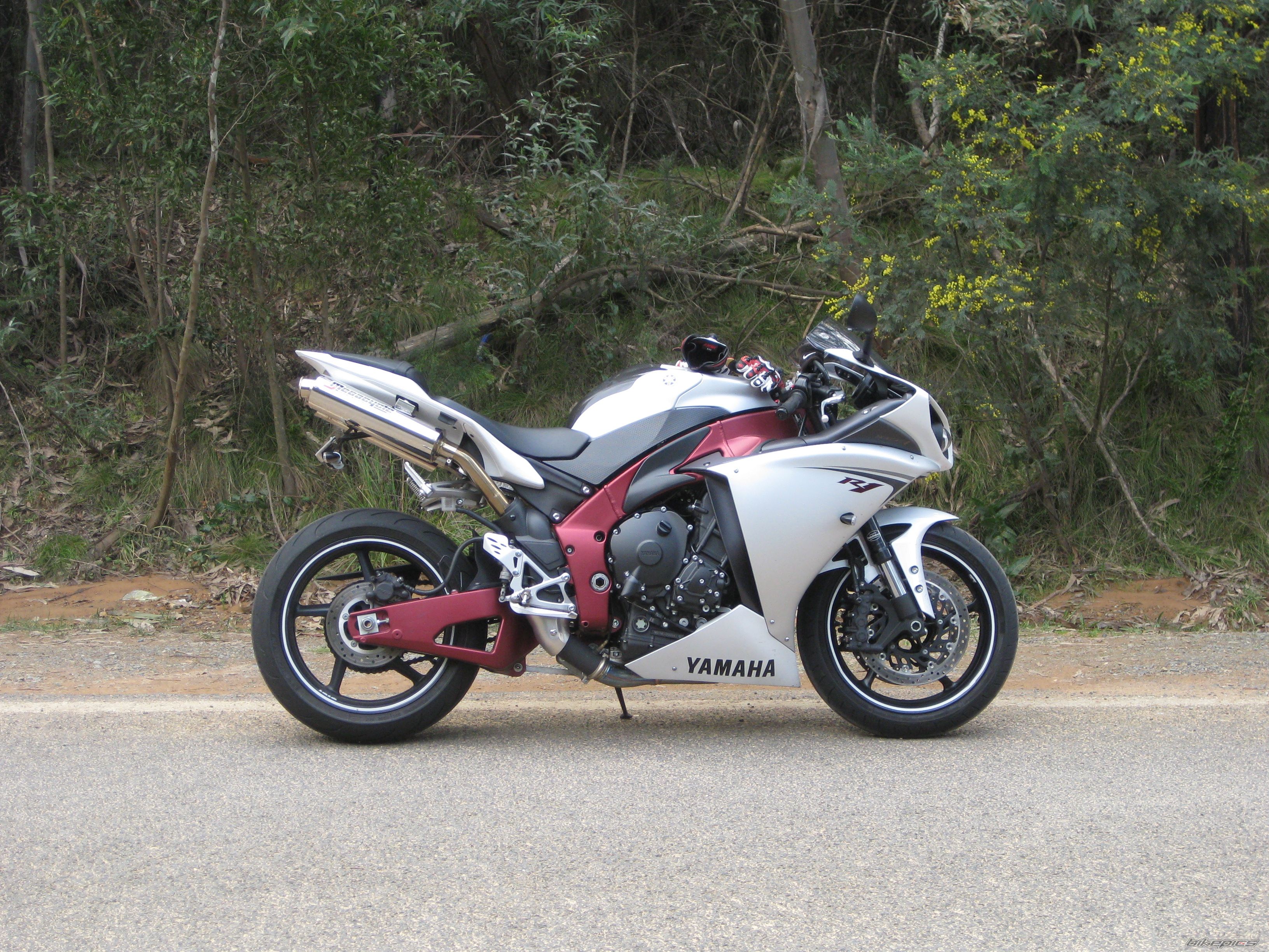 2009 YAMAHA YZF R1 | Picture 2052214 motorcycle photo