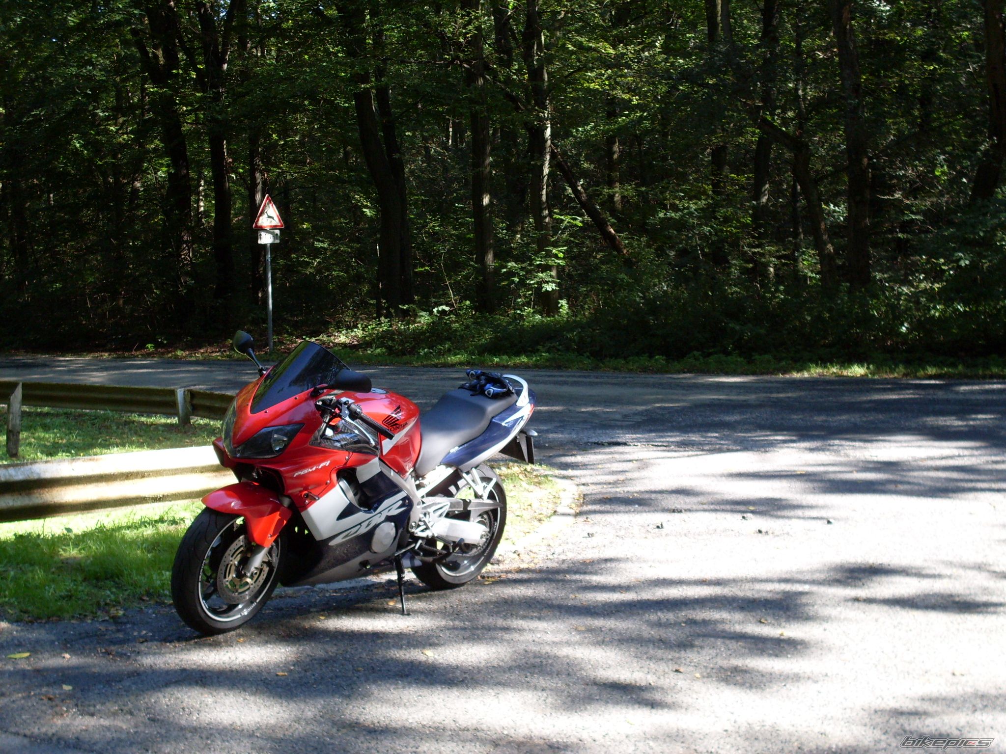 2002 HONDA CBR 600 | Picture 2054380 motorcycle photo