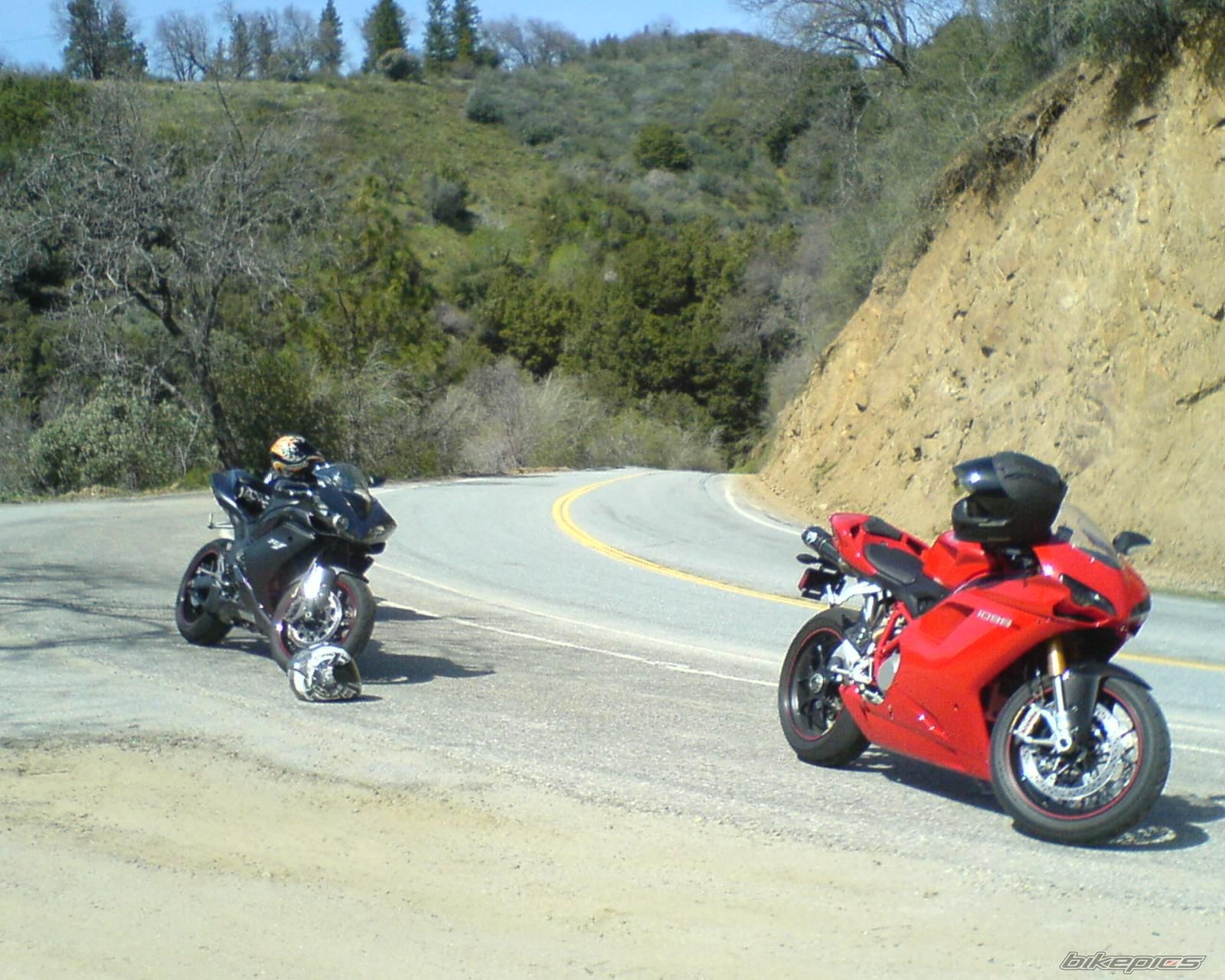 2007 YAMAHA YZF R1 | Picture 2055241 motorcycle photo
