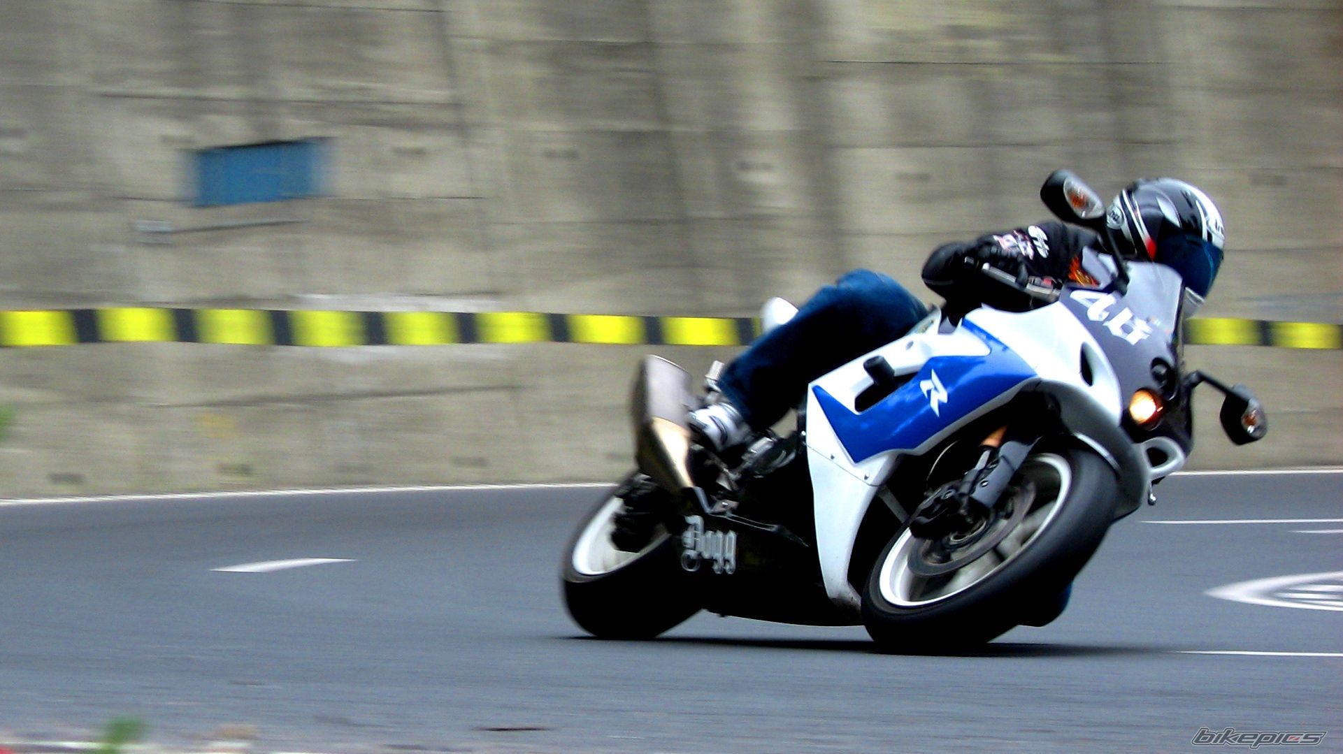 2005 SUZUKI GSX R 1000 | Picture 2055387 motorcycle photo