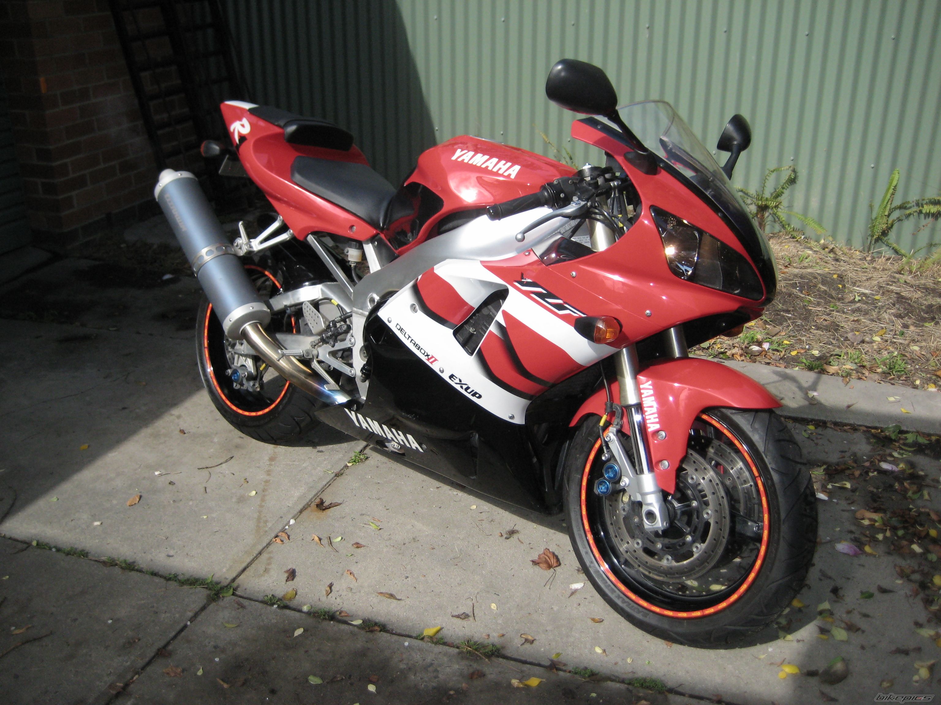 2000 YAMAHA YZF R1 | Picture 2055576 motorcycle photo
