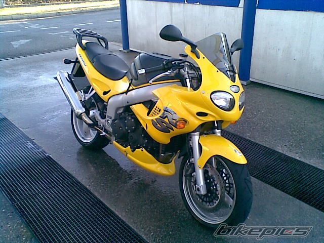 2002 TRIUMPH SPRINT RS | Picture 2055618 motorcycle photo