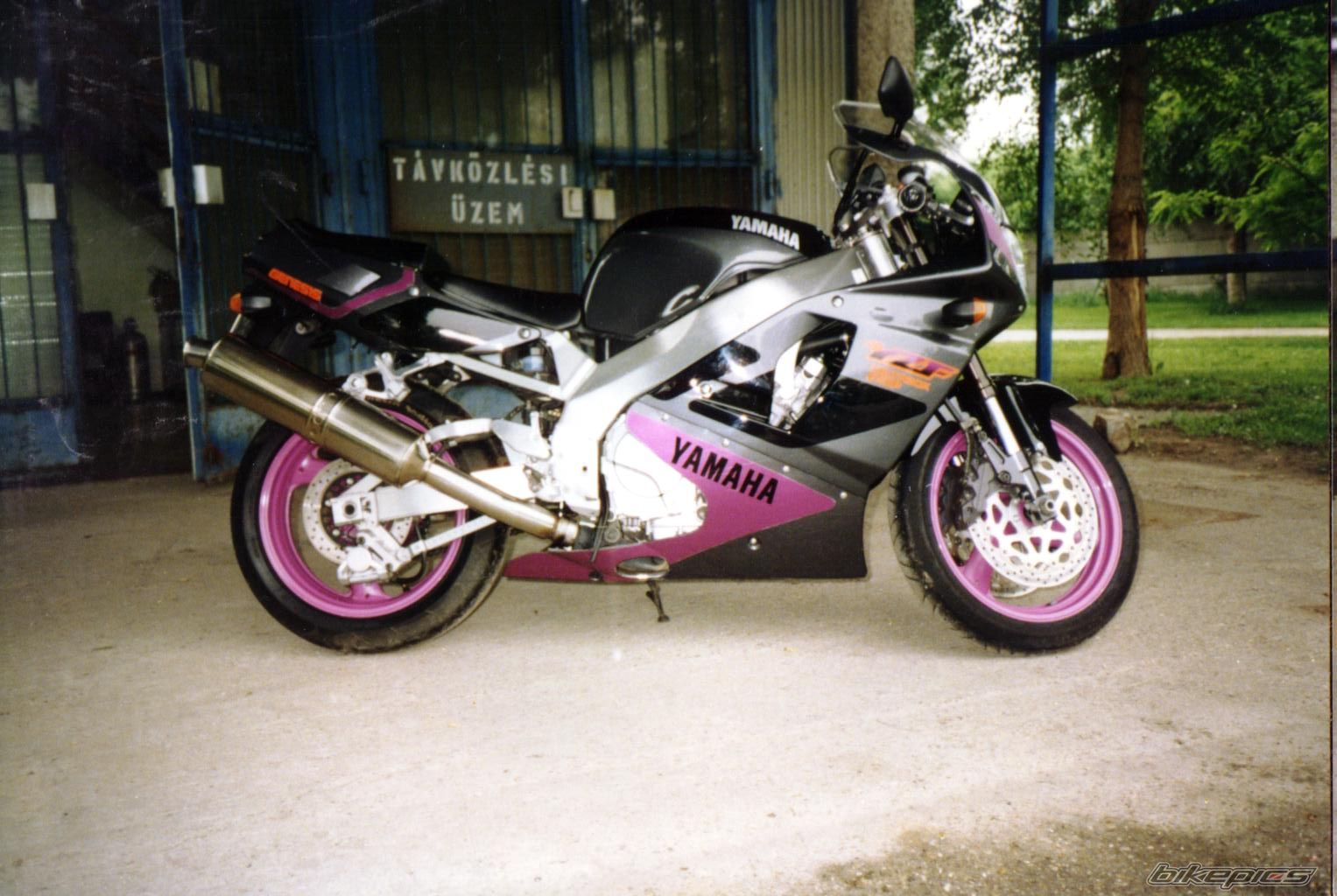 1995 YAMAHA YZF 750 | Picture 2055839 motorcycle photo
