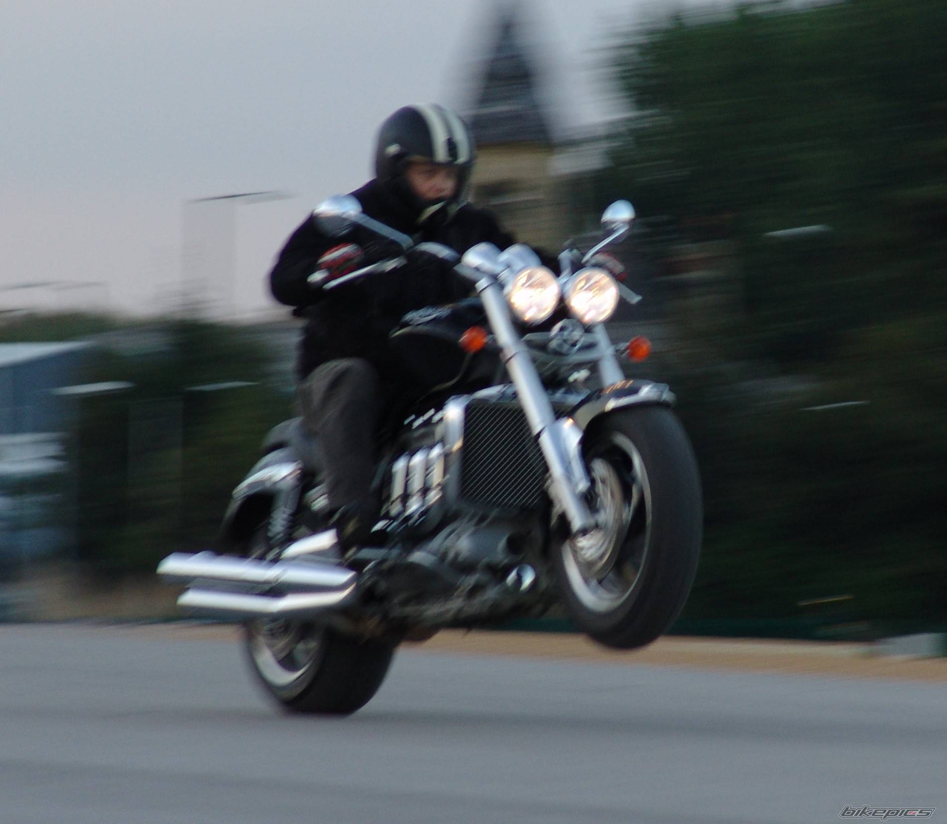 2004 TRIUMPH ROCKET III | Picture 205588 motorcycle photo