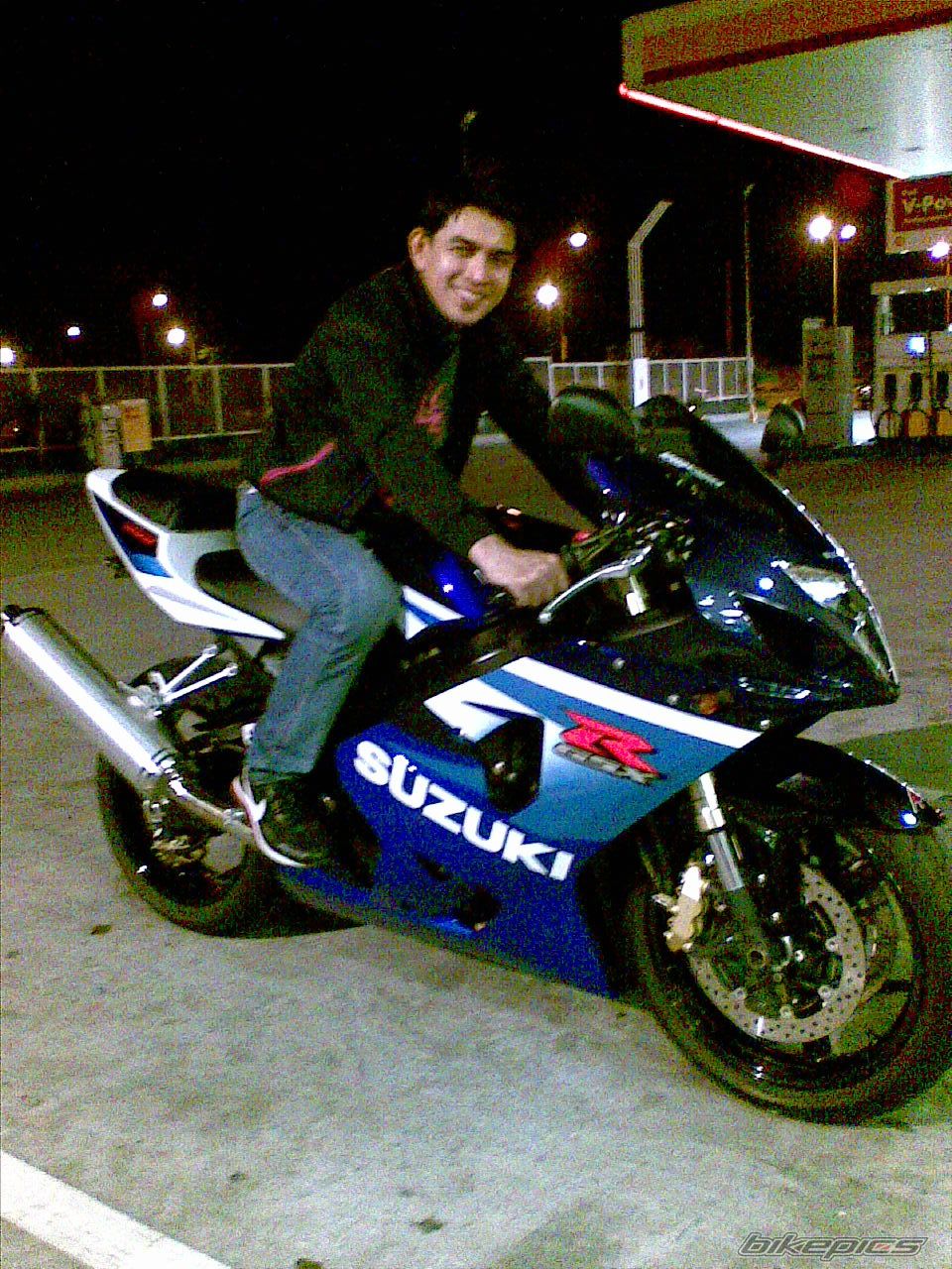 2005 SUZUKI SUZUKI GSXR 711 | Picture 2056013 motorcycle photo