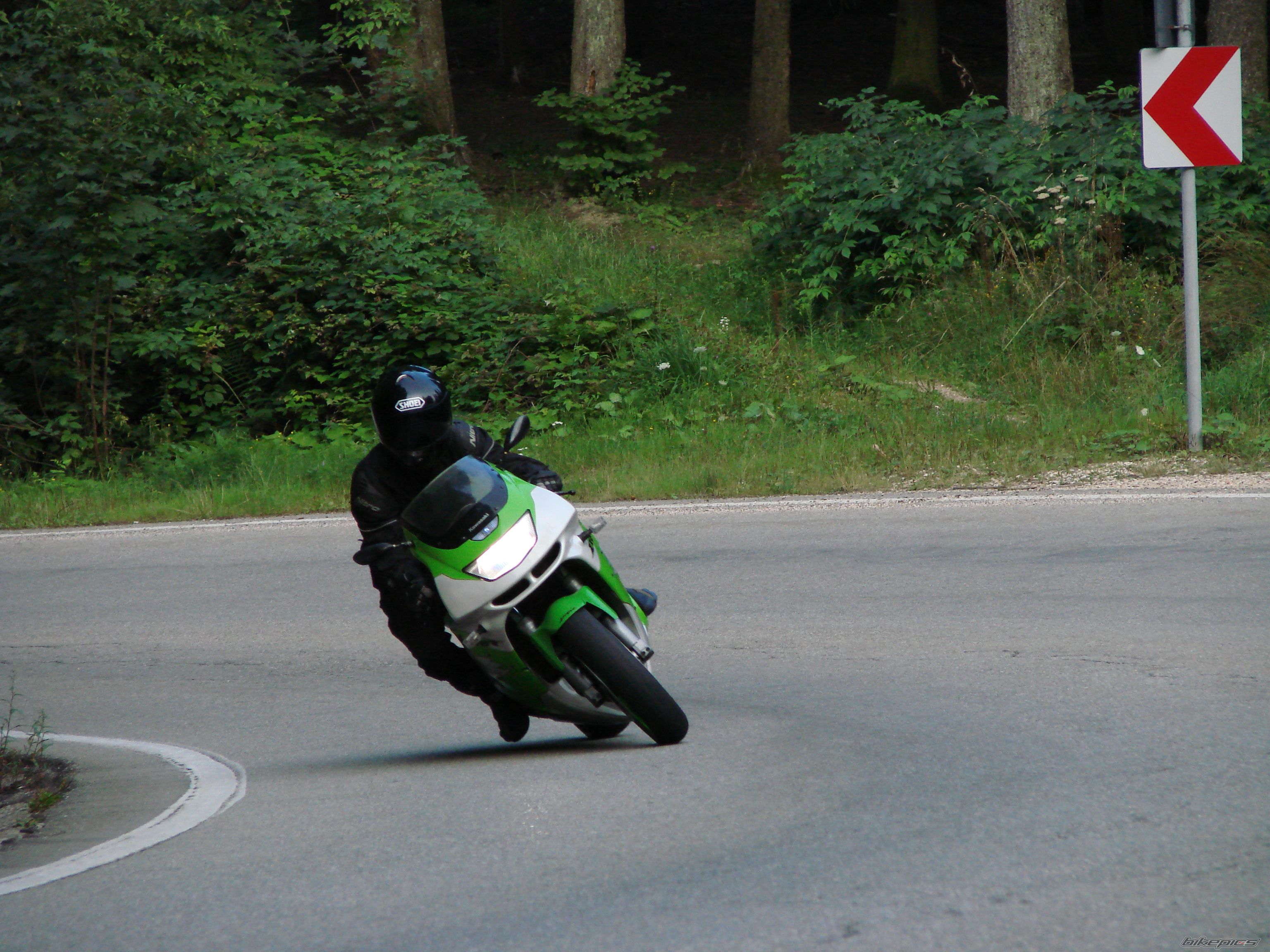 1996 KAWASAKI ZX 6R | Picture 2056071 motorcycle photo