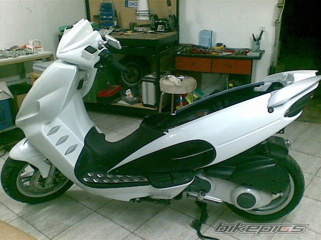 2006 MALAGUTI PHANTOM MAX 200 | Picture 2056550 motorcycle photo