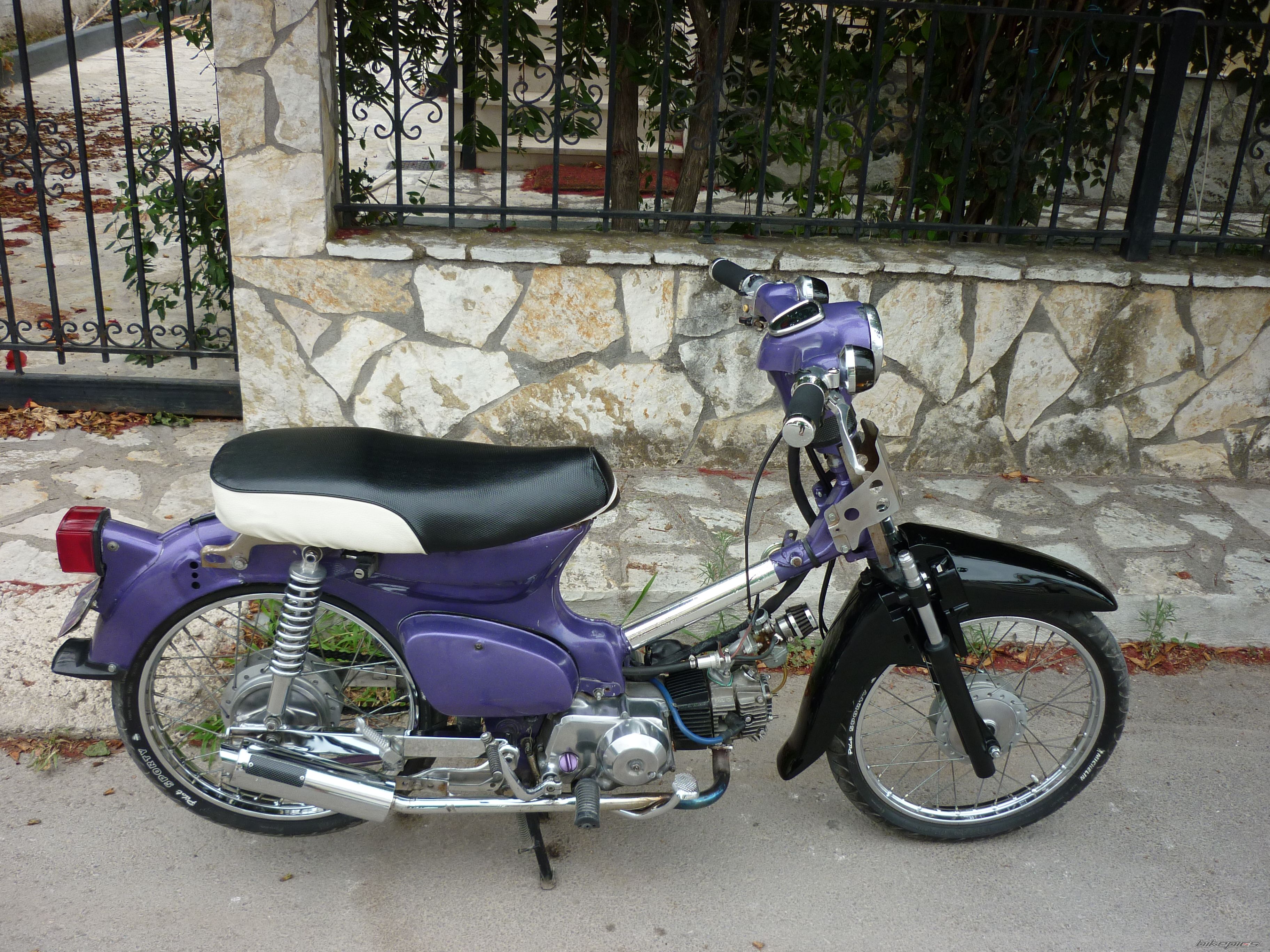 2010 HONDA C 50 | Picture 2057786 motorcycle photo