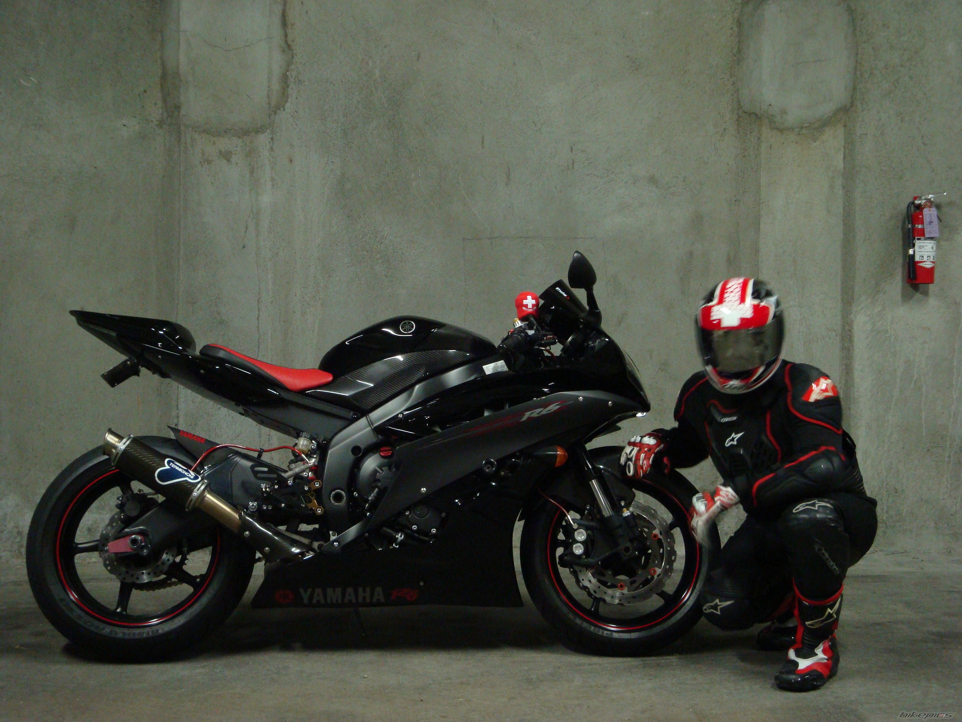 2006 YAMAHA YZF R6 | Picture 2058215 motorcycle photo