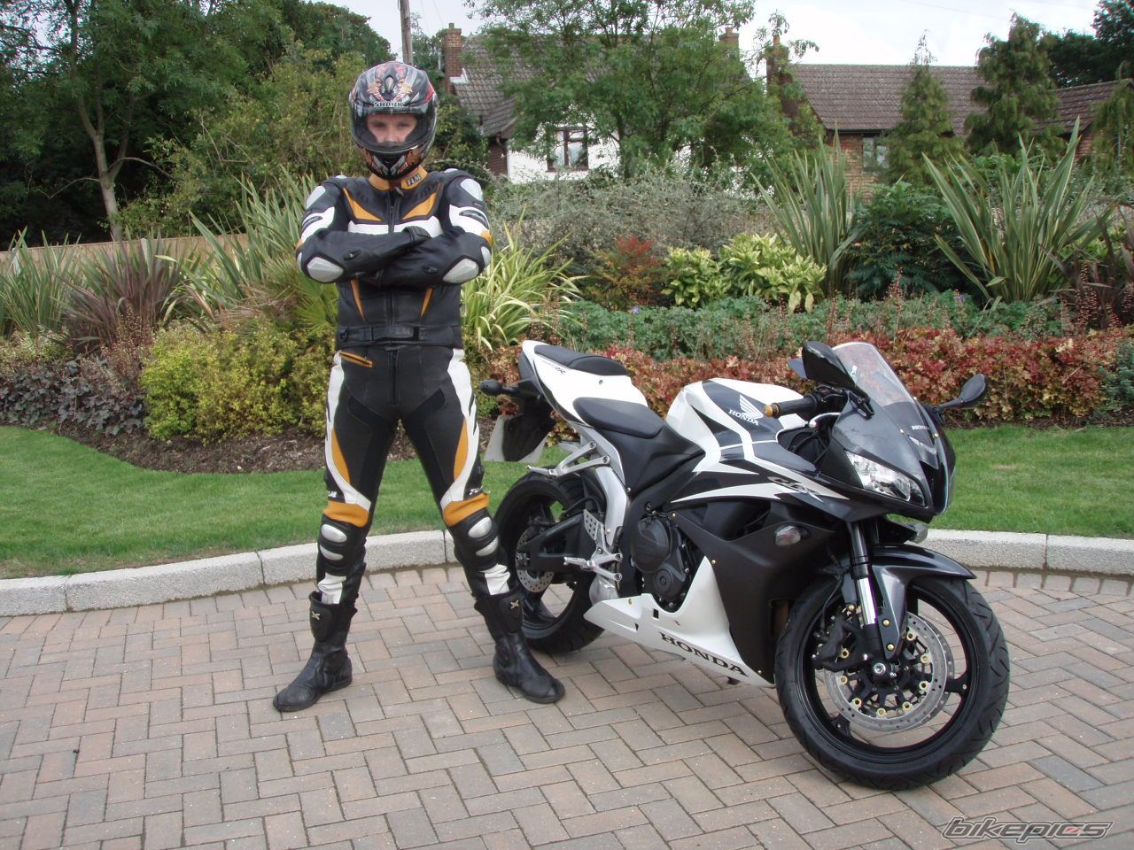 2007 HONDA CBR 600 RR | Picture 2058497 motorcycle photo