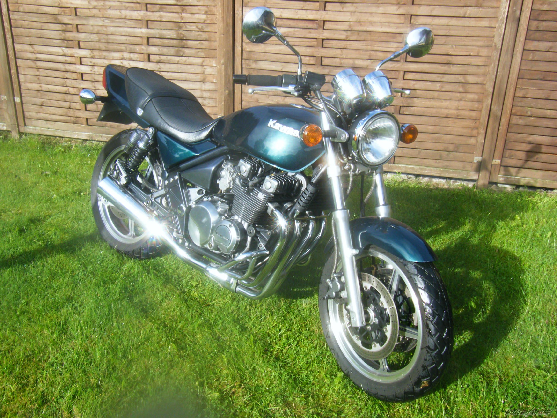 1990 KAWASAKI ZEPHYR 550 | Picture 2058507 motorcycle photo