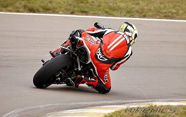 2008 YAMAHA YZF R1 | Picture 2059720 motorcycle photo