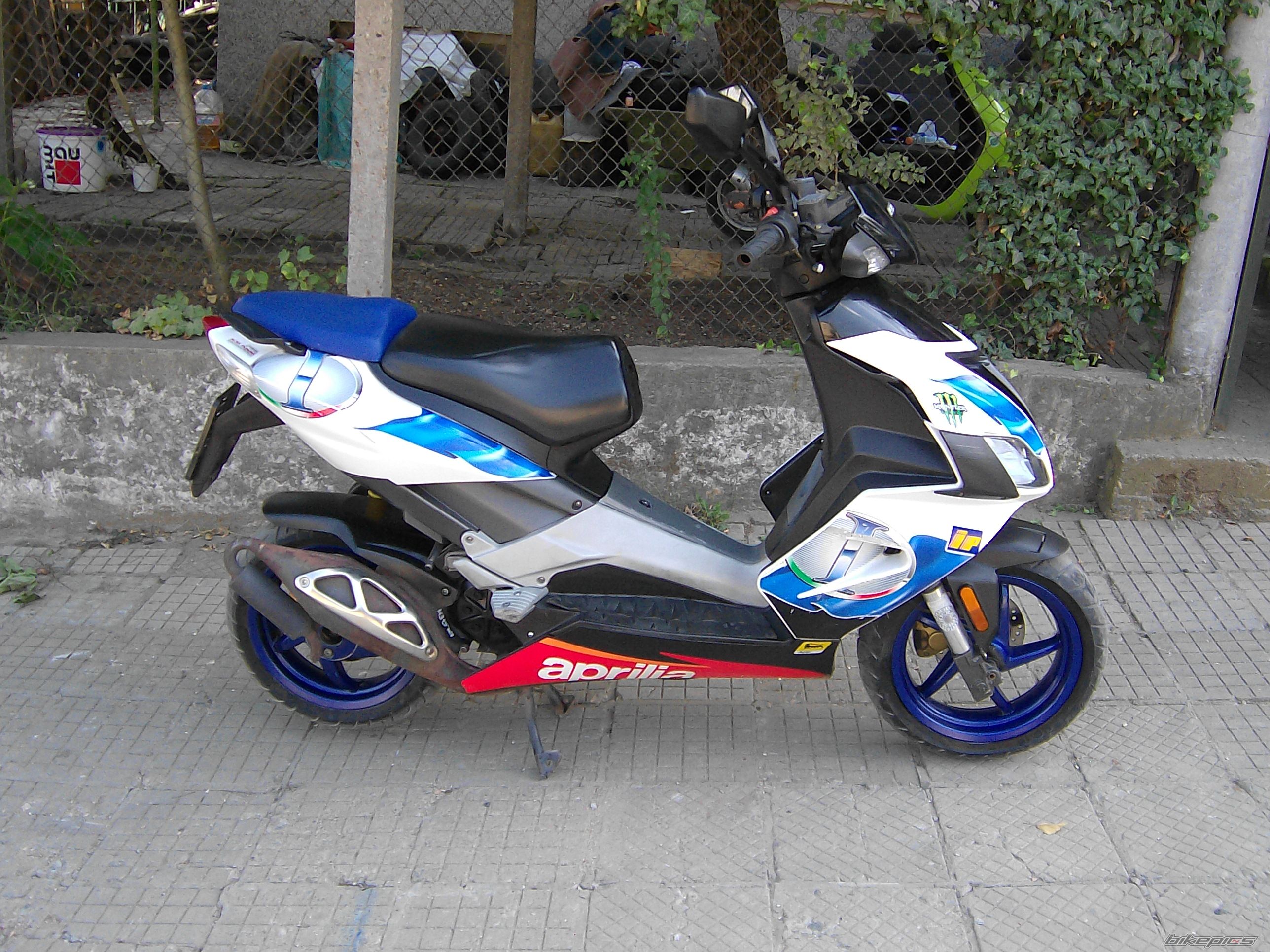 2007 APRILIA SR 50 | Picture 2059828 motorcycle photo