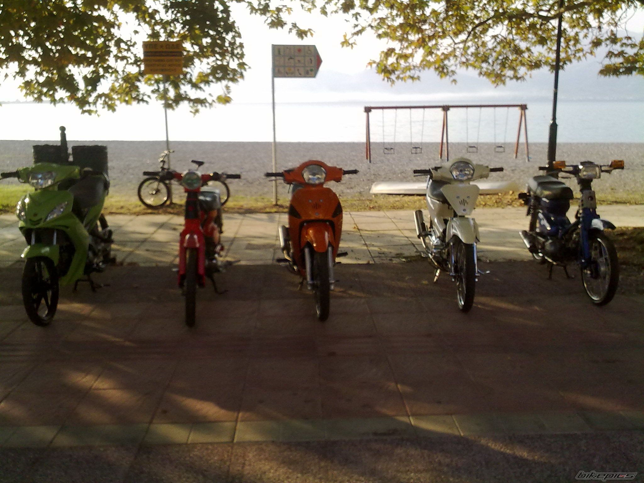 2010 HONDA INNOVA 125 | Picture 2062443 motorcycle photo