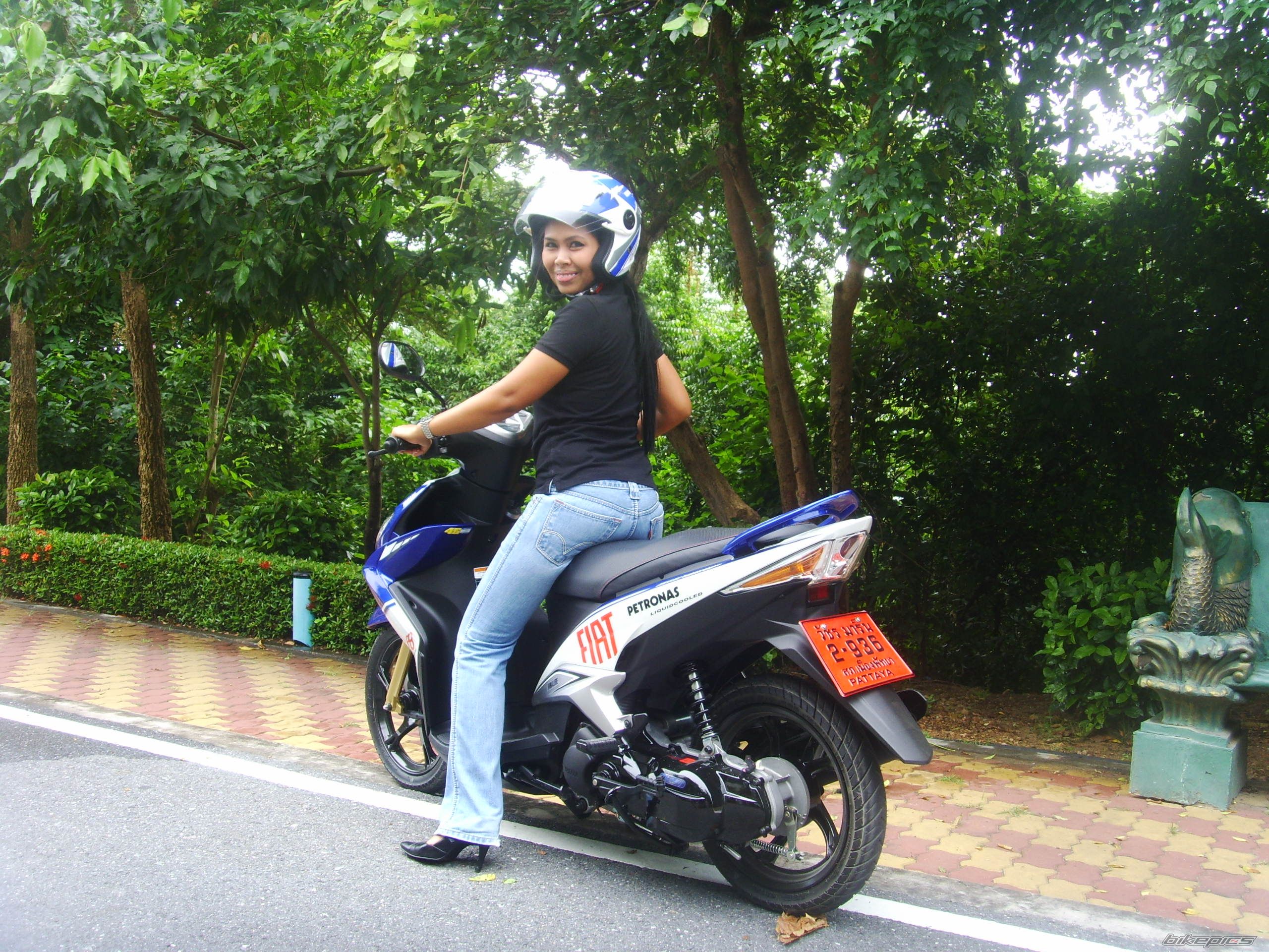 2010 YAMAHA MIO | Picture 2062515 motorcycle photo