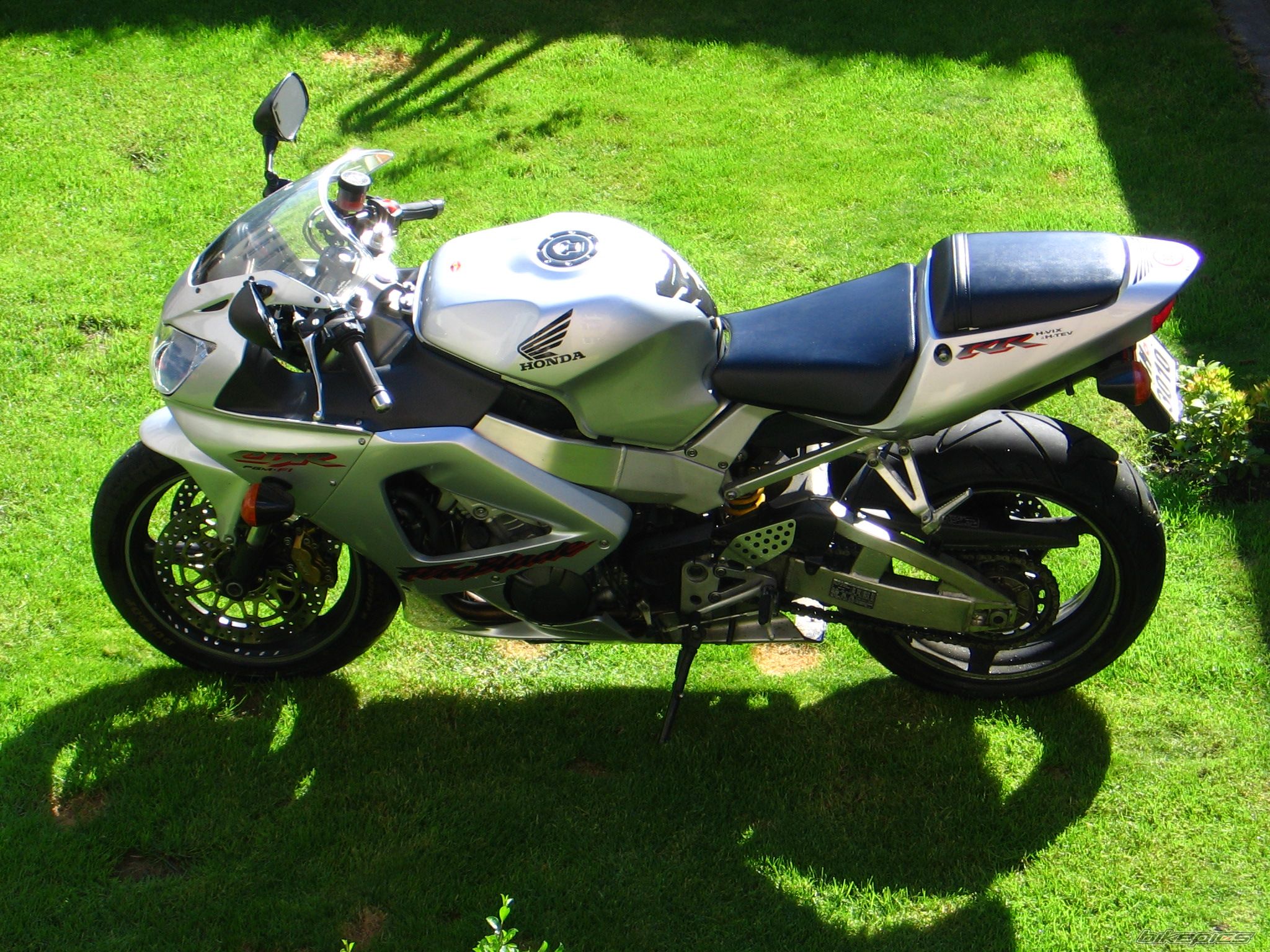 2001 HONDA CBR 900 | Picture 2062863 motorcycle photo