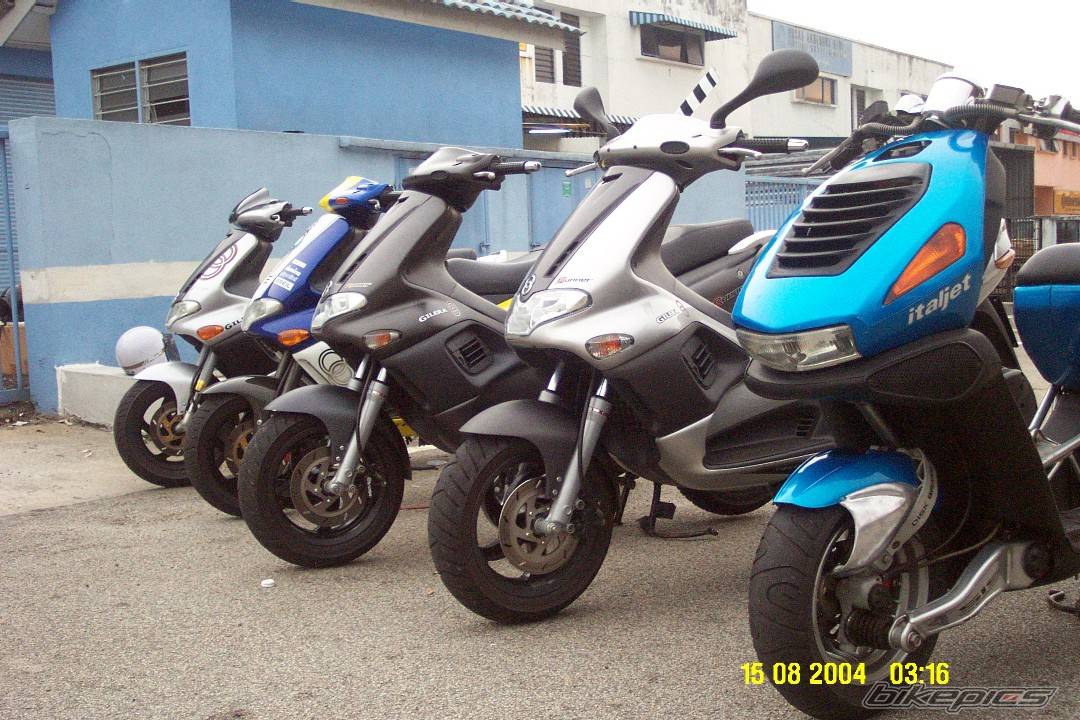 2002 GILERA RUNNER 180 SP | Picture 206329 motorcycle photo
