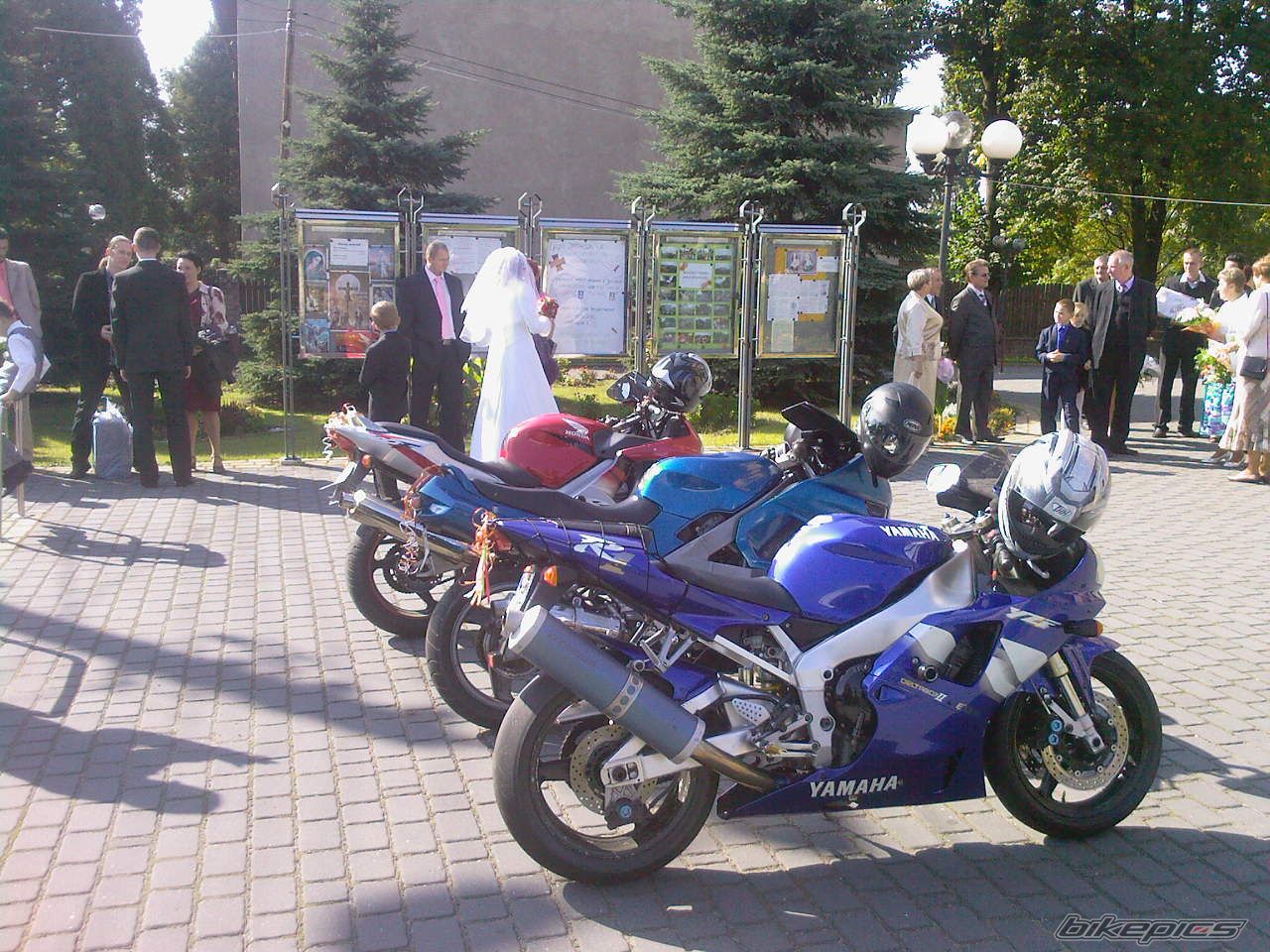 2000 YAMAHA YZF R1 | Picture 2064311 motorcycle photo