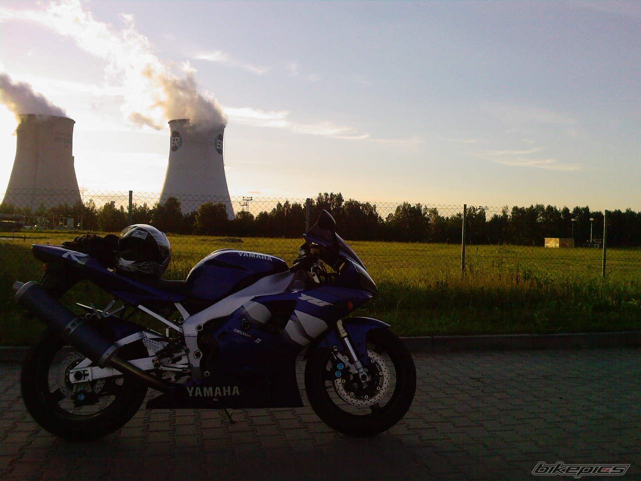 2000 YAMAHA YZF R1 | Picture 2064312 motorcycle photo