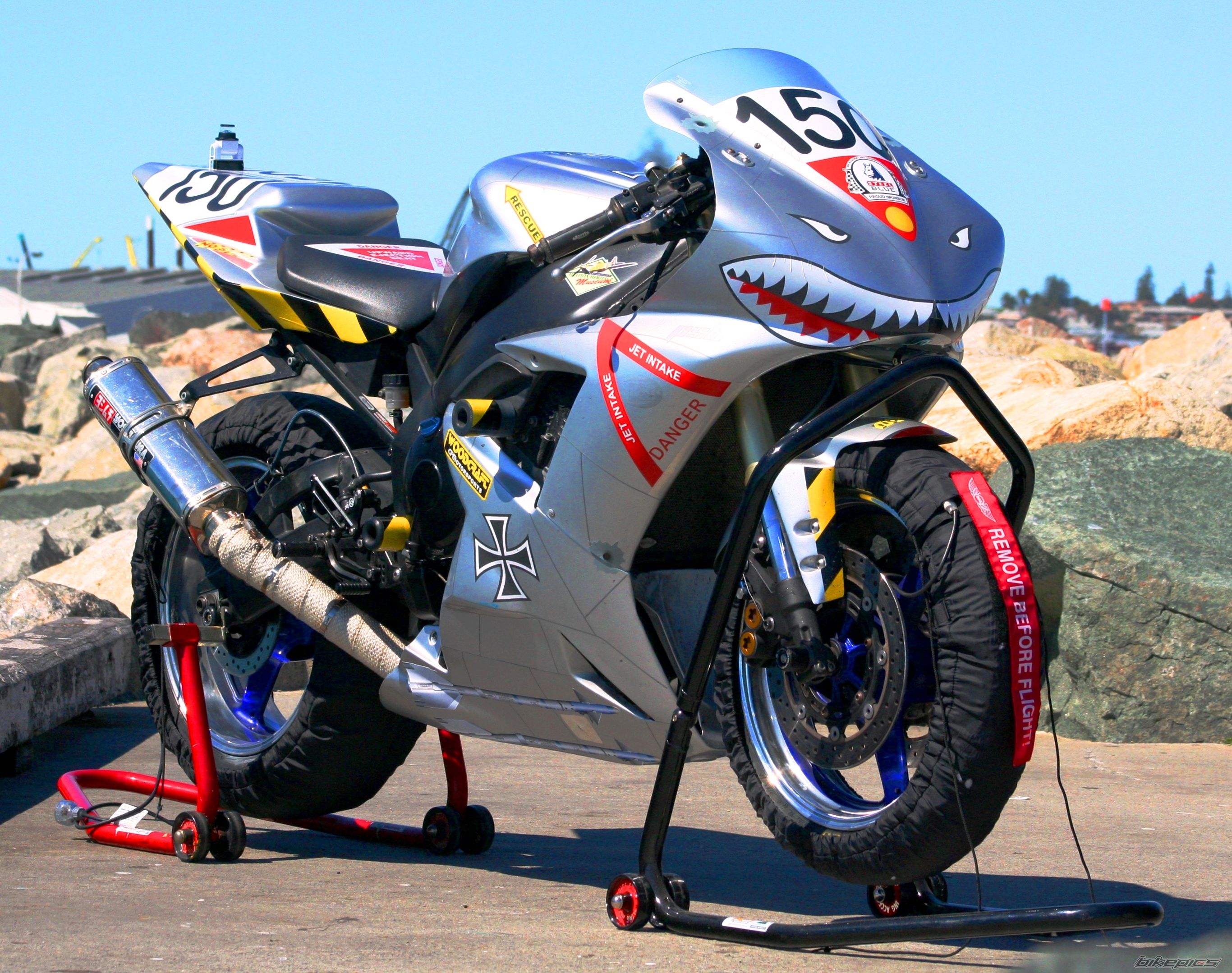2003 YAMAHA YZF R1 | Picture 2064951 motorcycle photo