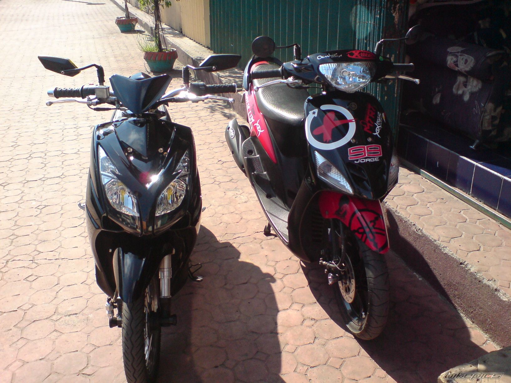 2010 YAMAHA MIO | Picture 2064957 motorcycle photo