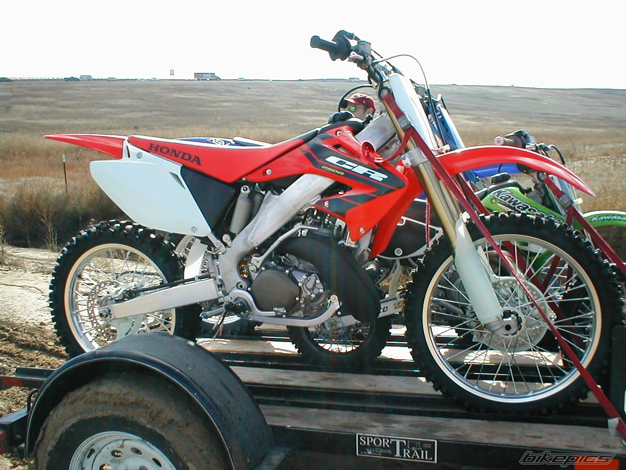 2004 HONDA CR 250 | Picture 2065598 motorcycle photo