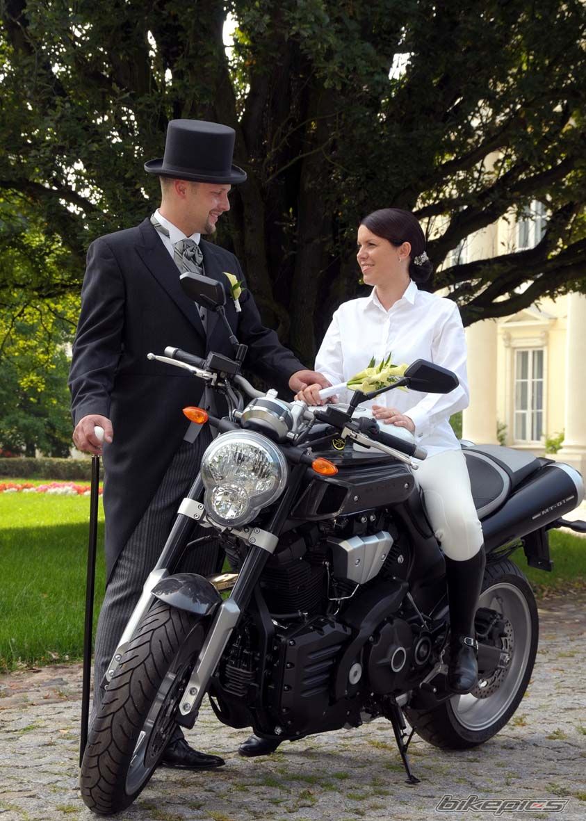2008 YAMAHA MT 01 | Picture 2067399 motorcycle photo