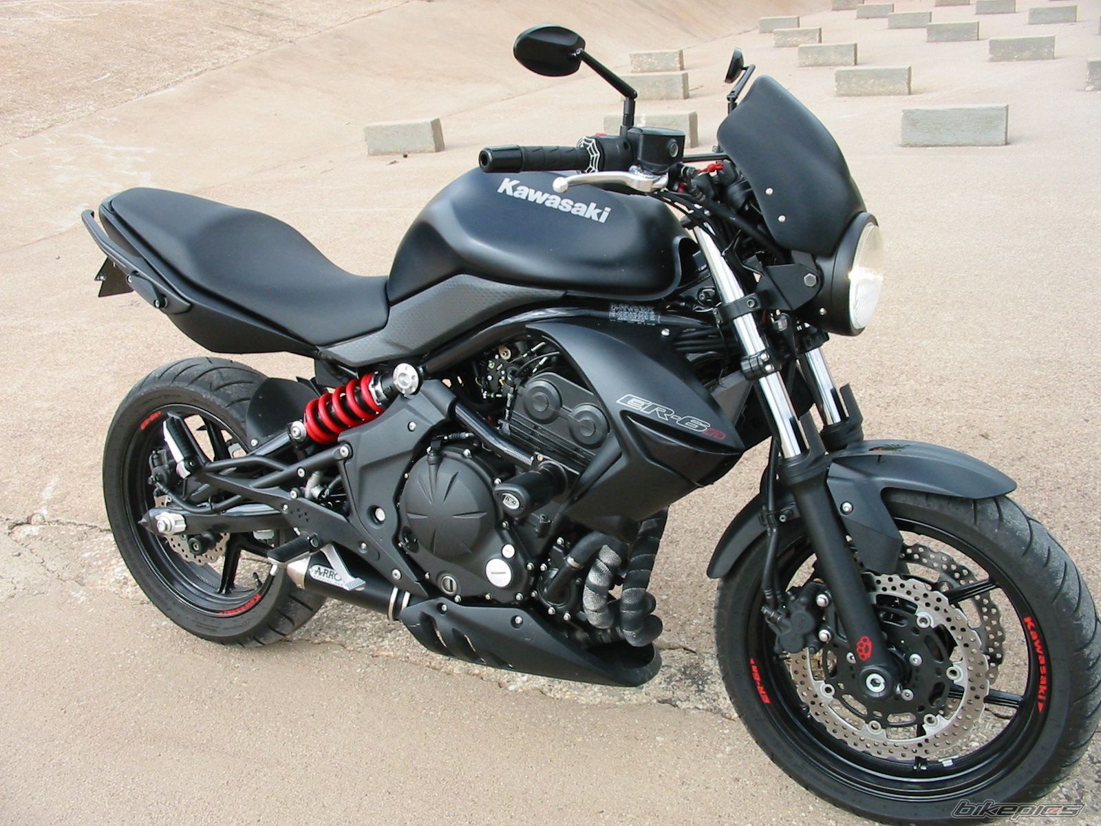 2010 KAWASAKI ER 6N | Picture 2067938 motorcycle photo