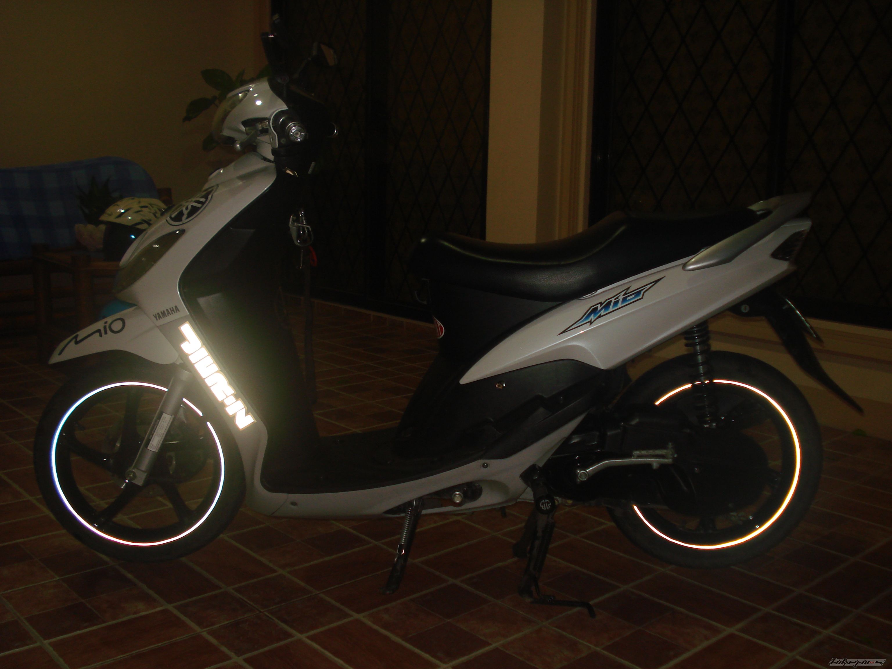 2009 YAMAHA MIO | Picture 2068386 motorcycle photo