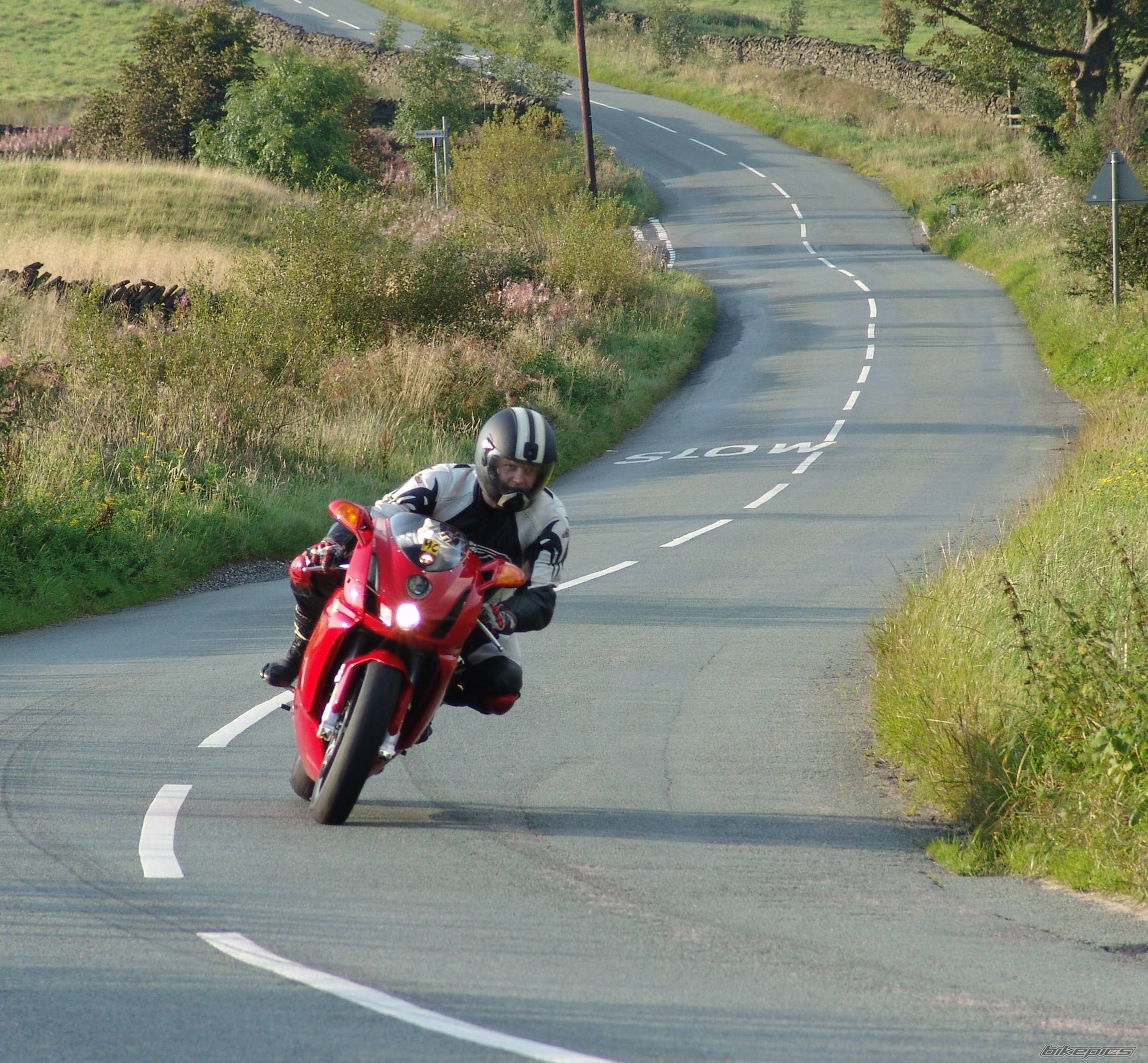 2004 DUCATI 749S | Picture 206936 motorcycle photo
