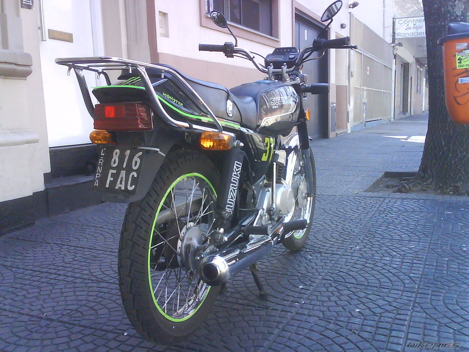 2010 SUZUKI AX 100 | Picture 2069589 motorcycle photo