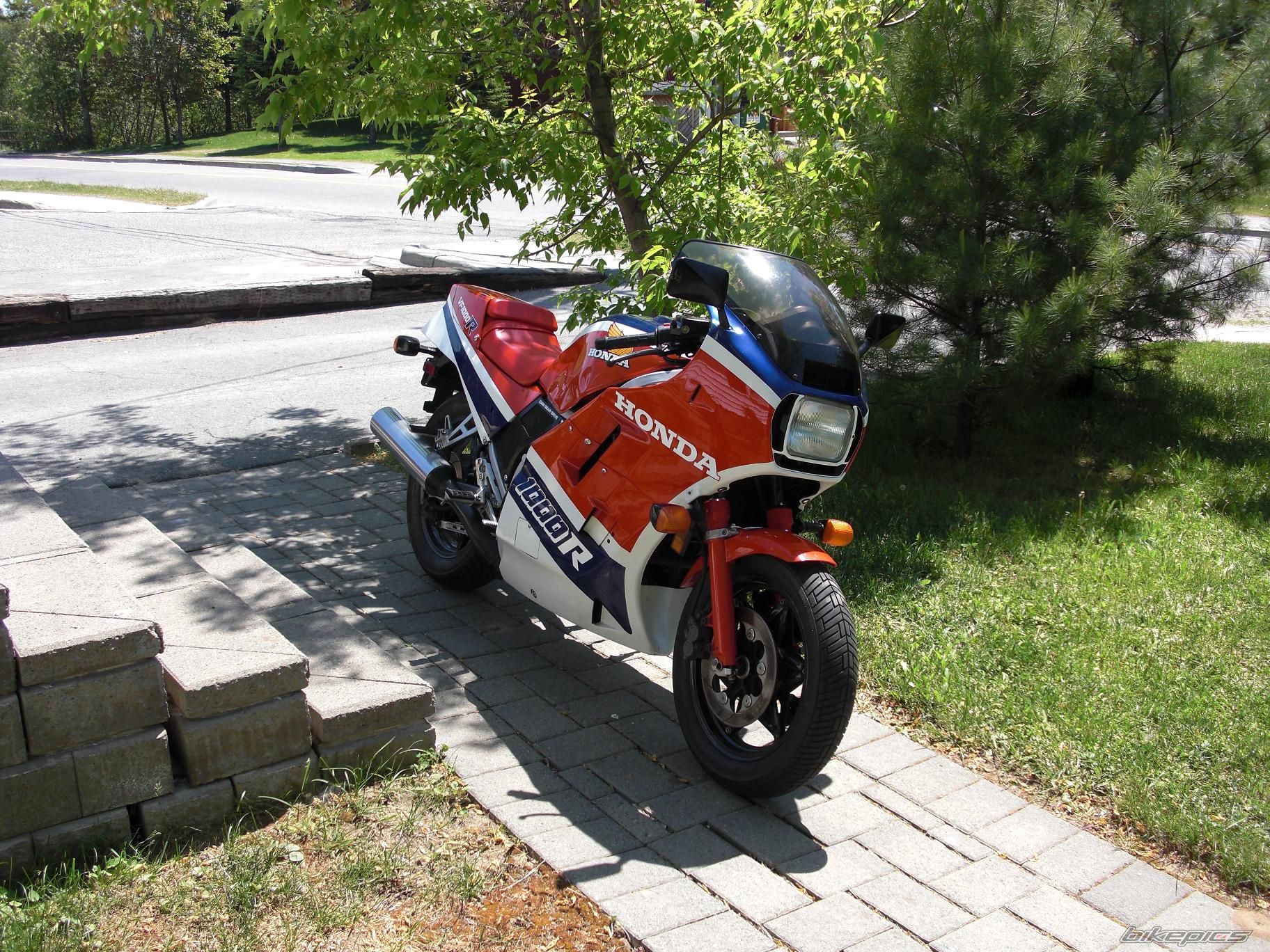 1985 HONDA VF1000R | Picture 2069699 motorcycle photo