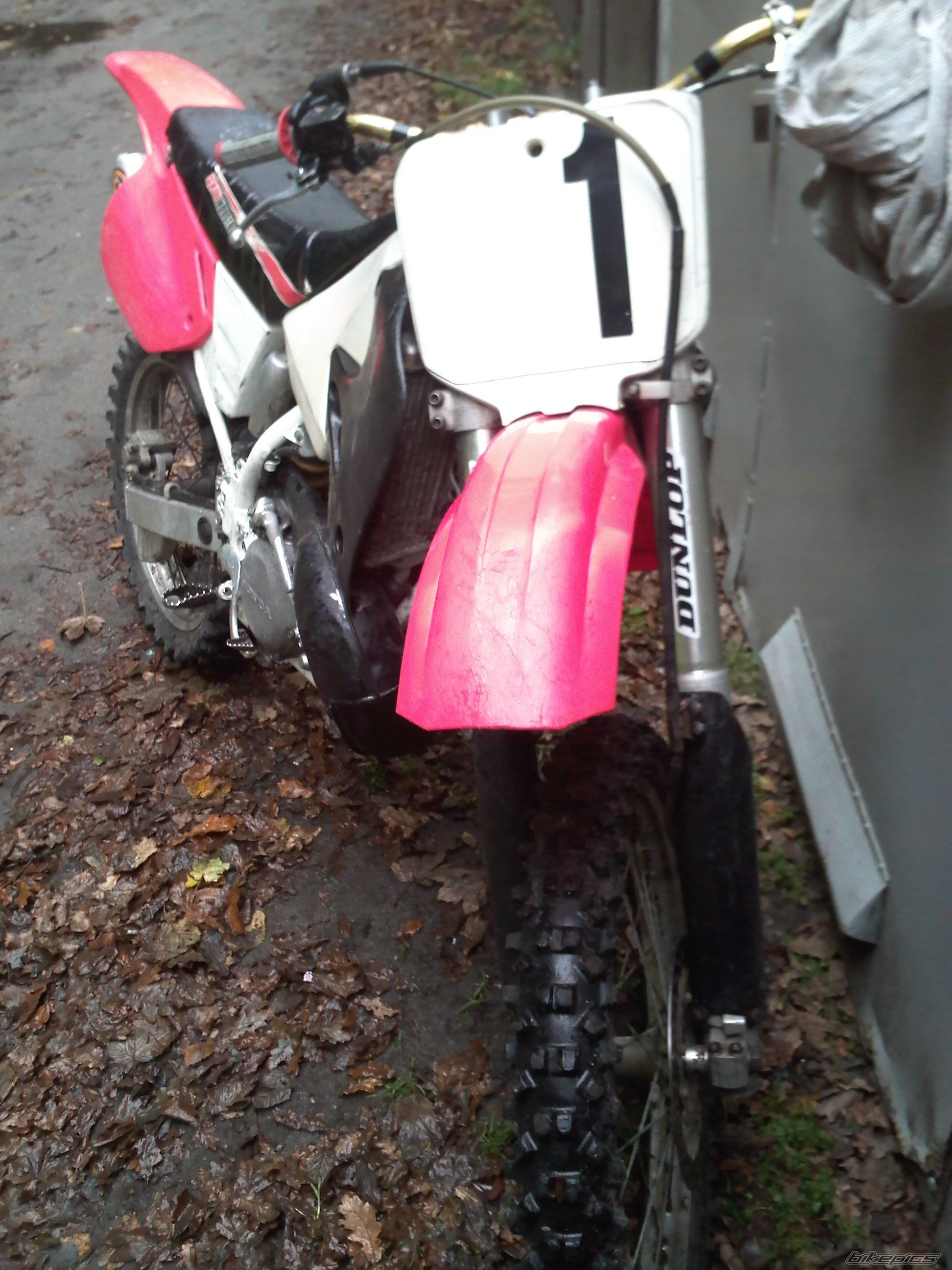 1995 HONDA CR 250 | Picture 2070002 motorcycle photo