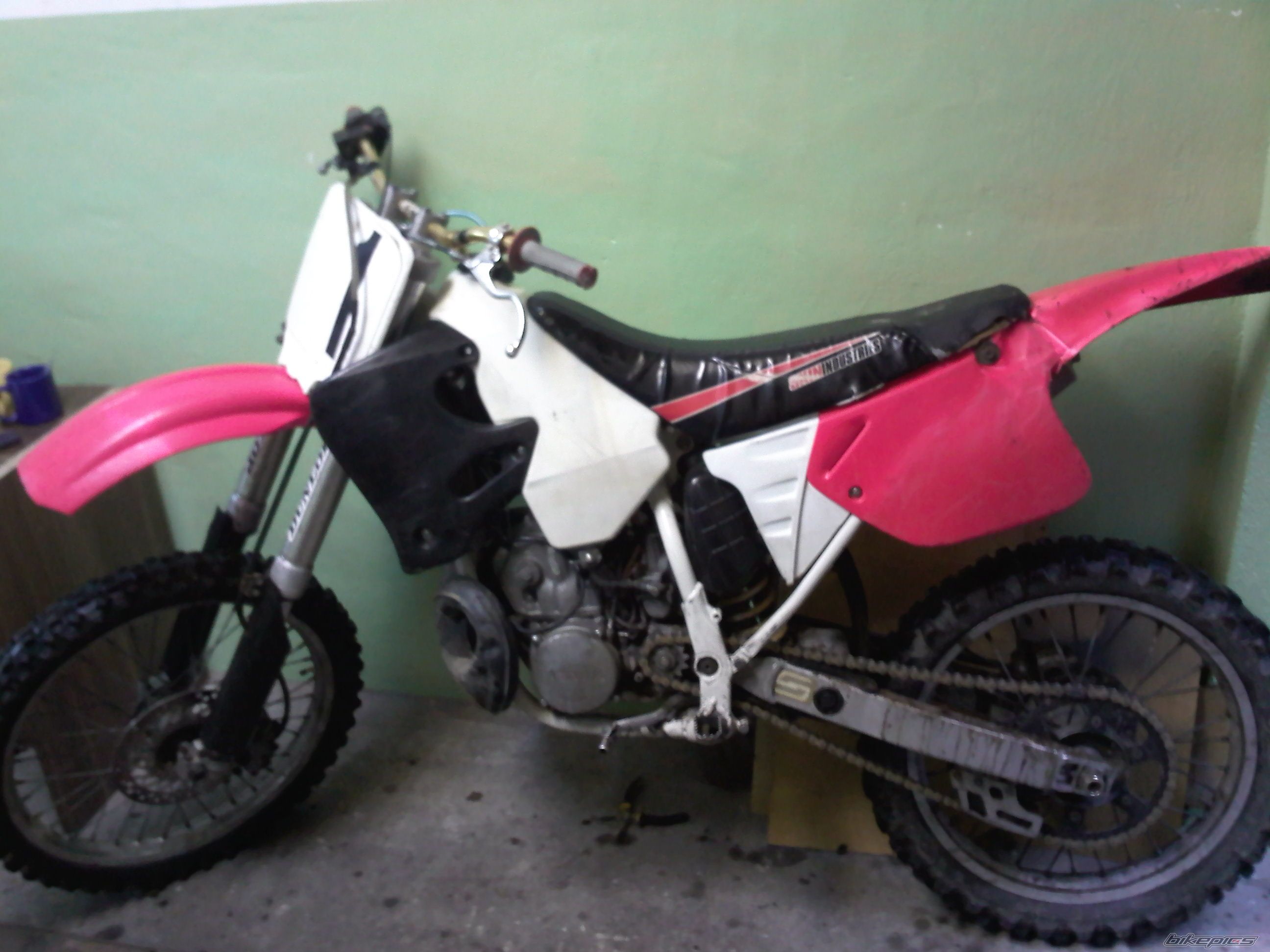 1995 HONDA CR 250 | Picture 2070004 motorcycle photo