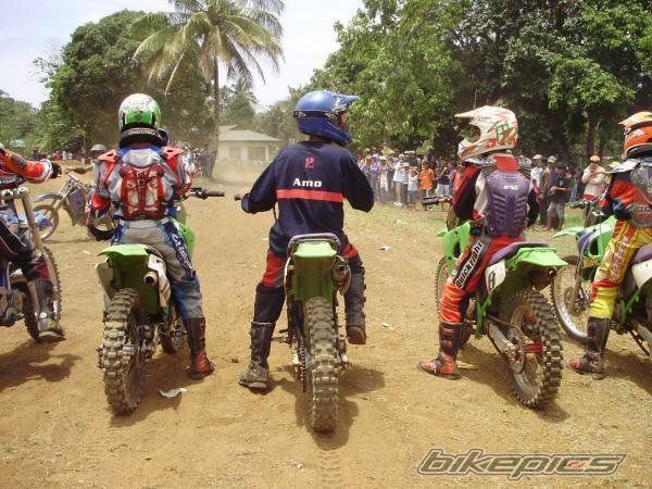 2009 KAWASAKI KMX 125 | Picture 2071650 motorcycle photo