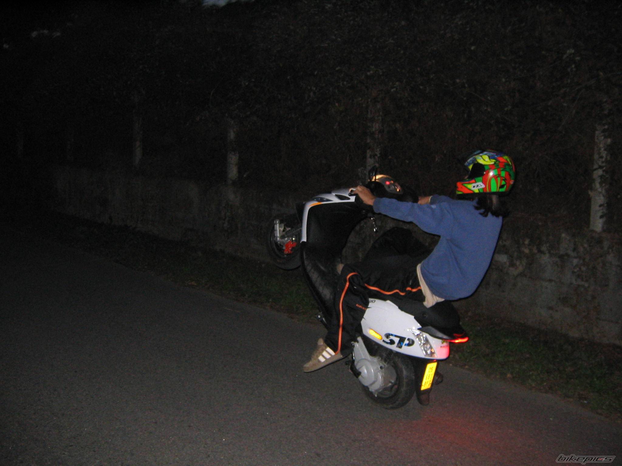 2003 PIAGGIO ZIP SP | Picture 207349 motorcycle photo