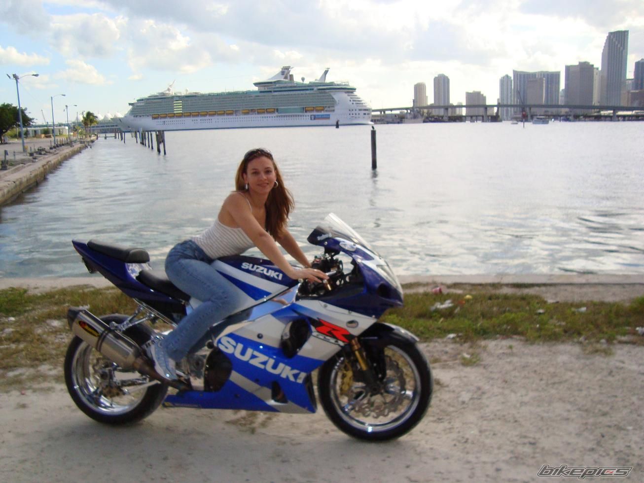 2002 SUZUKI GSX R 1000 | Picture 2074384 motorcycle photo