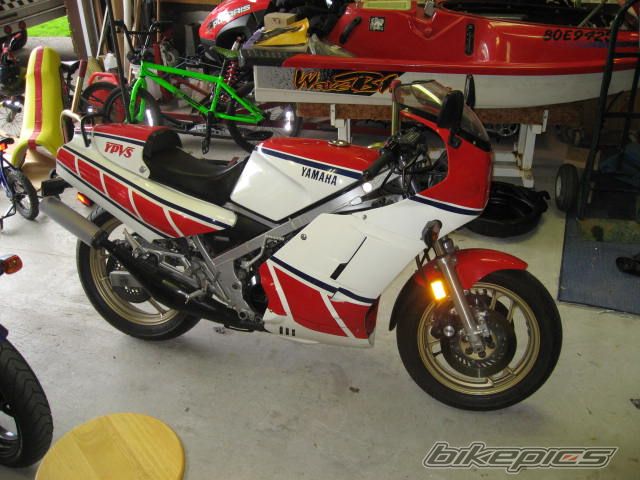 1985 YAMAHA RZ 500 | Picture 2074940 motorcycle photo