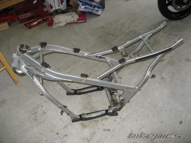 1985 YAMAHA RZ 500 | Picture 2074944 motorcycle photo