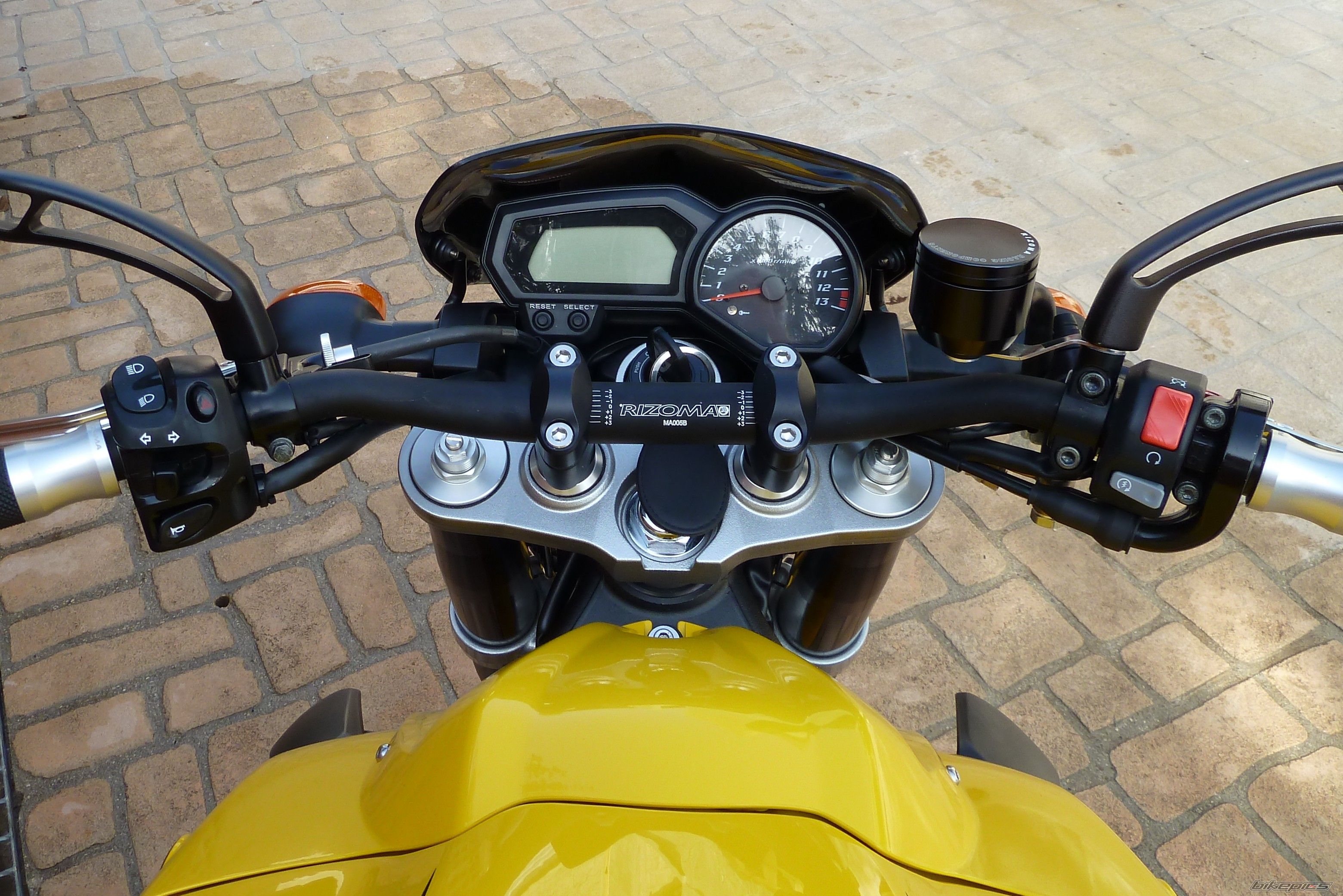 2006 YAMAHA FZ 1 | Picture 2077270 motorcycle photo