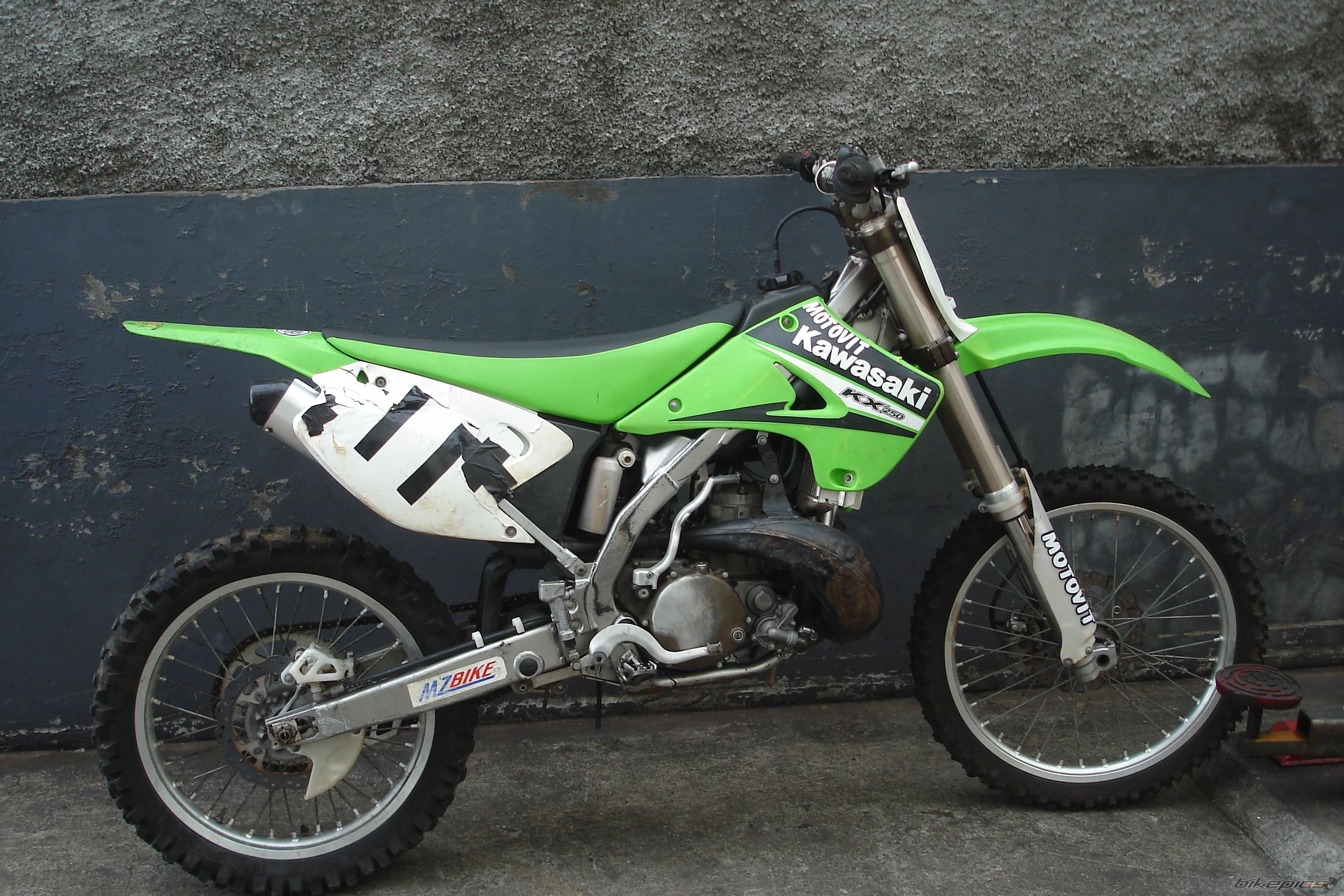 2006 KAWASAKI KX 250 | Picture 2077860 motorcycle photo