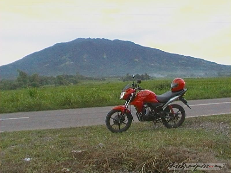 2010 HONDA CB 100 | Picture 2078003 motorcycle photo