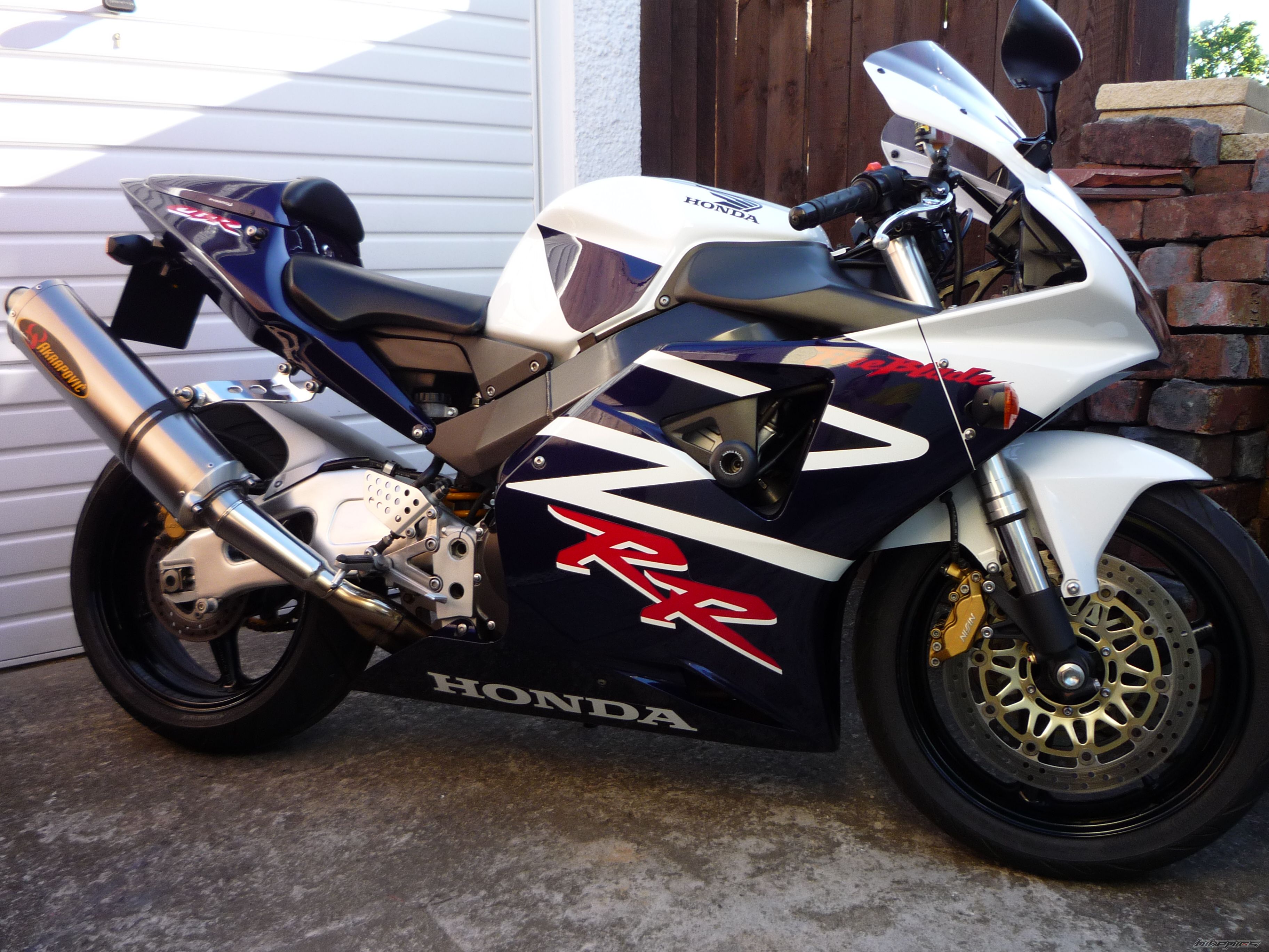2002 HONDA CBR 900 | Picture 2078928 motorcycle photo