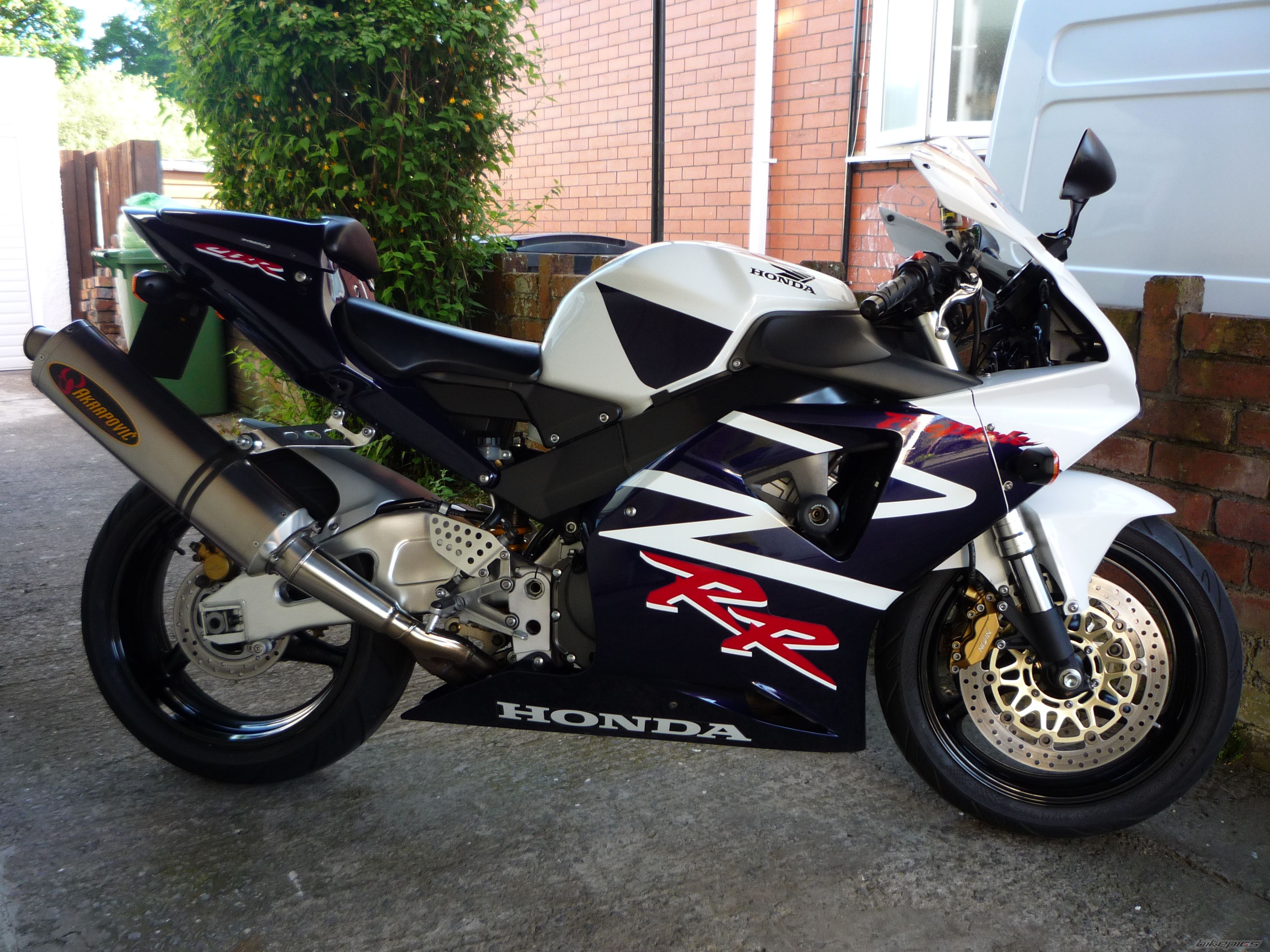 2002 HONDA CBR 900 | Picture 2078931 motorcycle photo