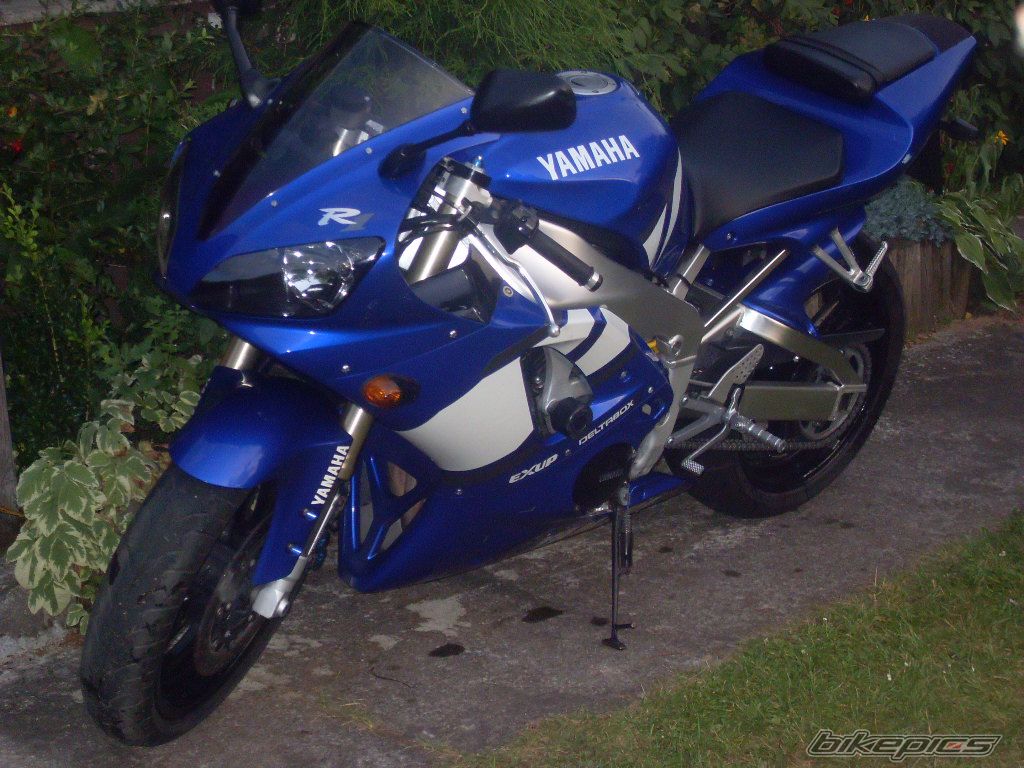 2001 YAMAHA YZF R1 | Picture 2079435 motorcycle photo