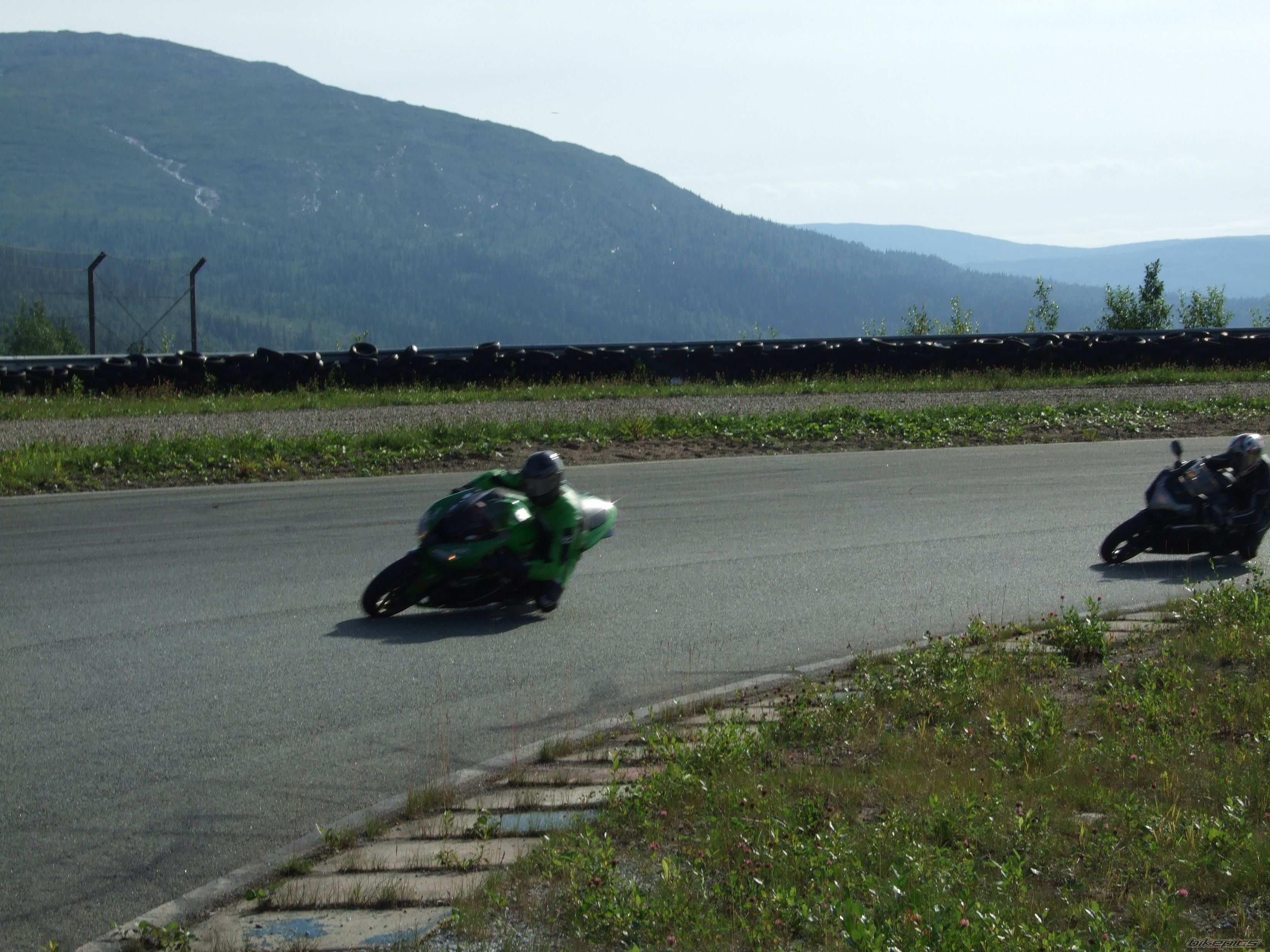 2006 KAWASAKI ZX 10R | Picture 2080110 motorcycle photo