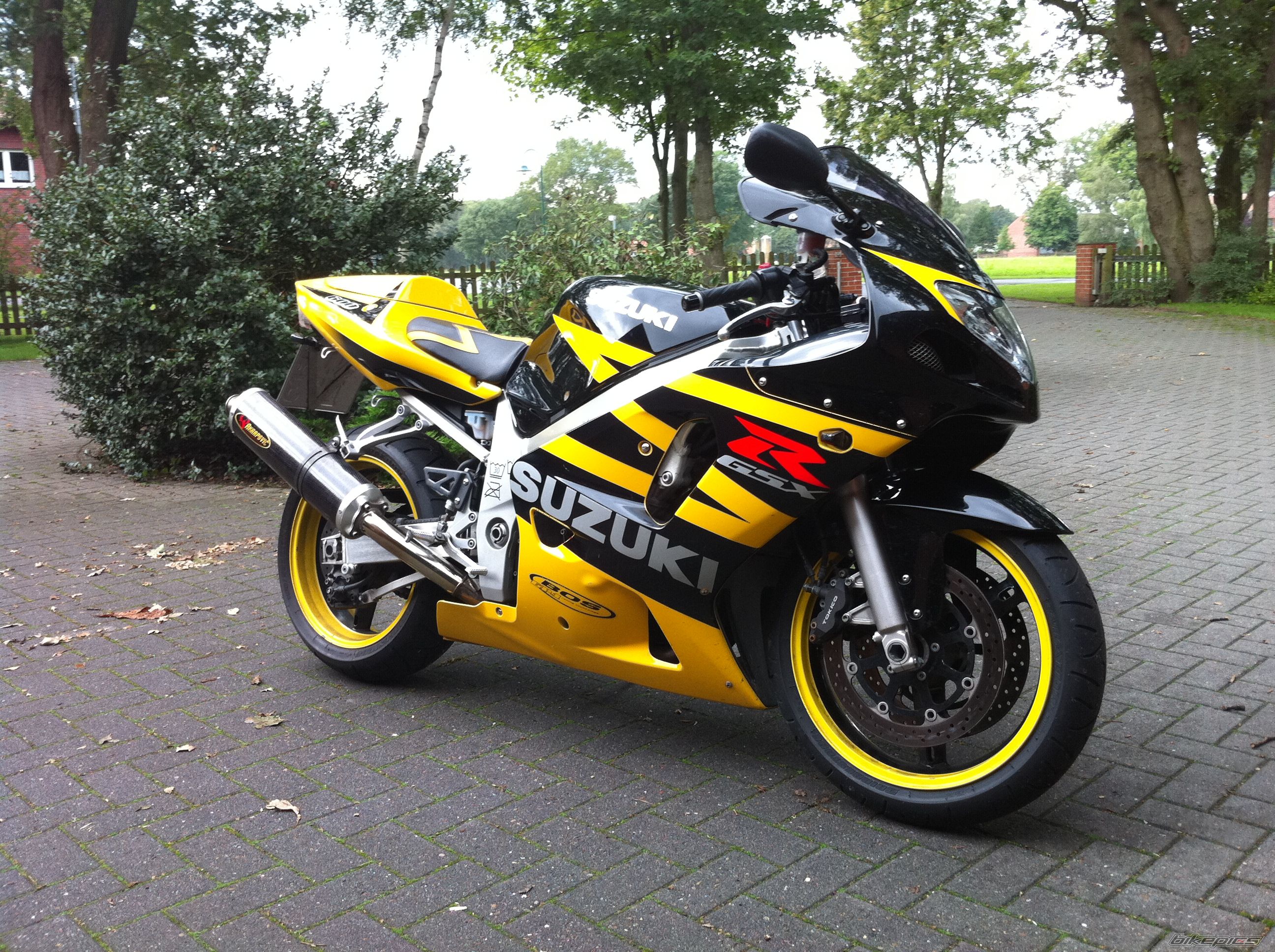 2001 SUZUKI GSX R 600 | Picture 2080274 motorcycle photo